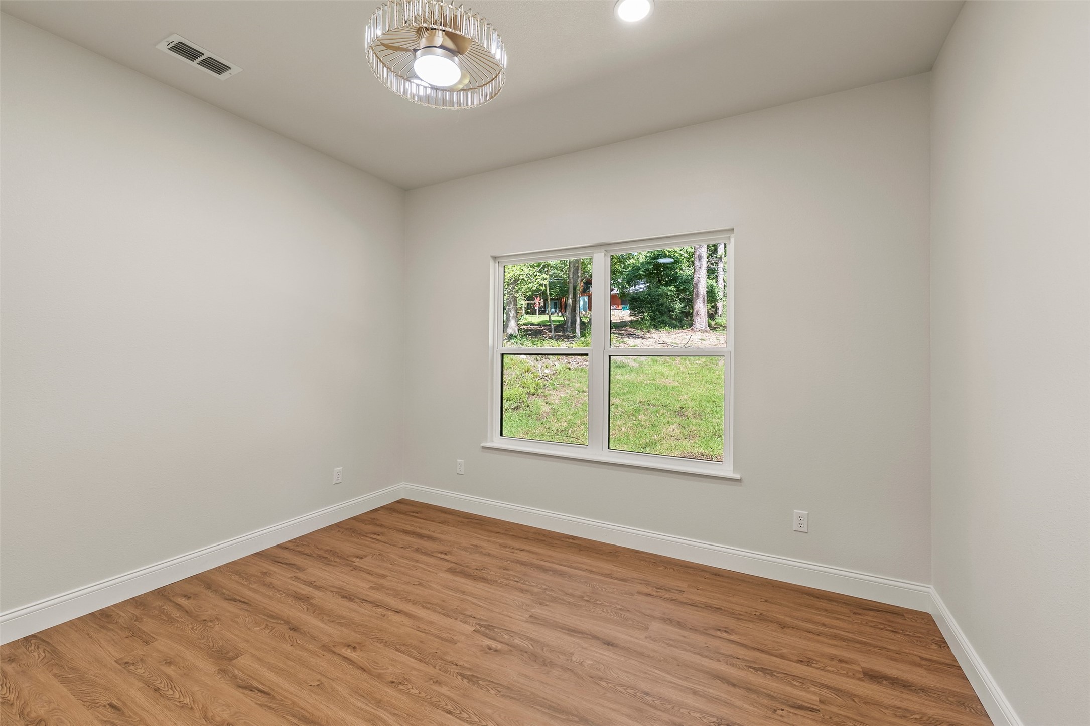 2133 E Holly Trail, Holly Lake Ranch, TX, 75765