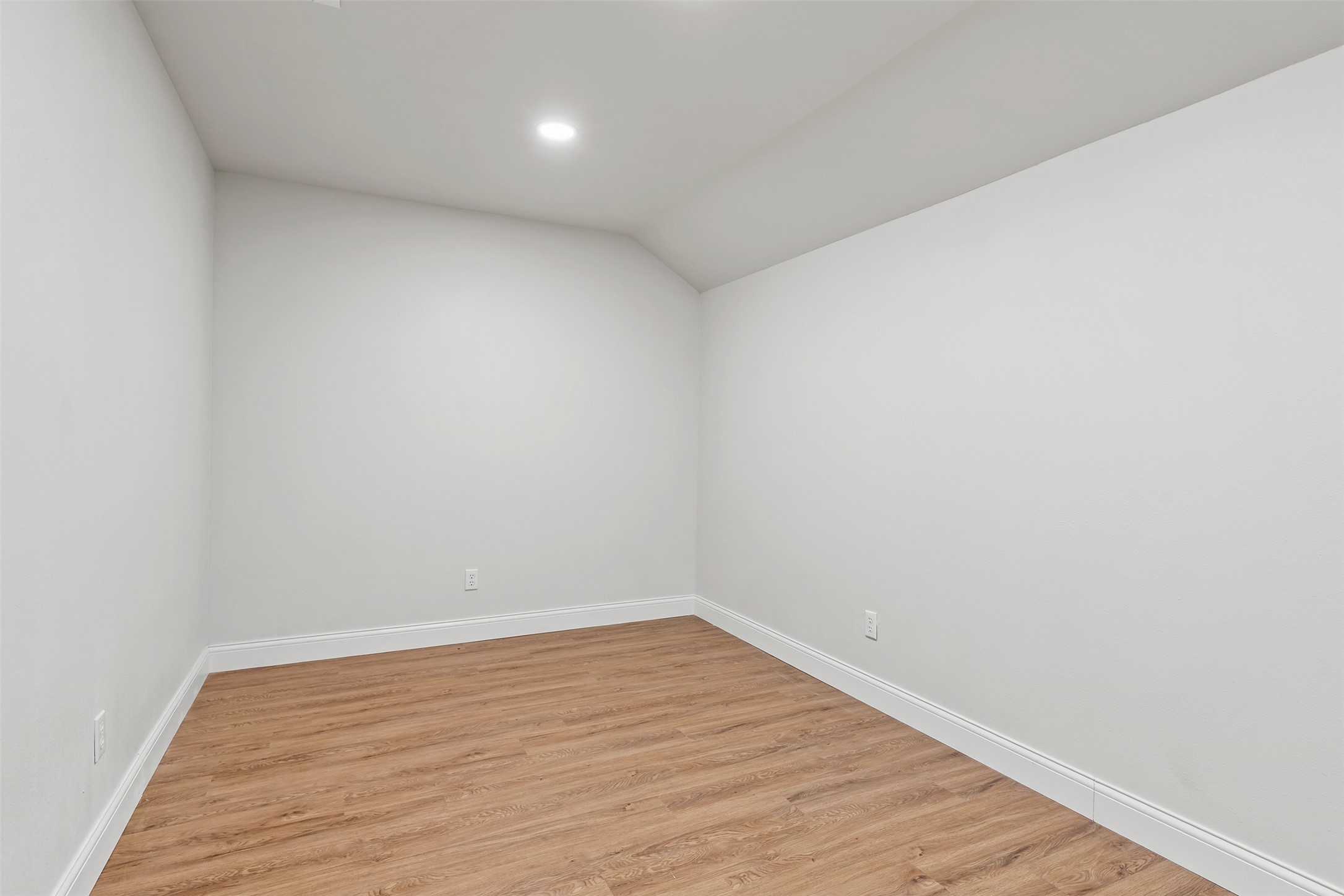 2133 E Holly Trail, Holly Lake Ranch, TX, 75765