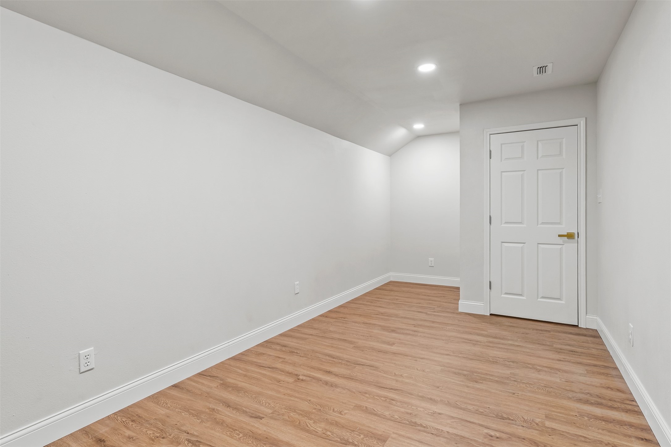 2133 E Holly Trail, Holly Lake Ranch, TX, 75765