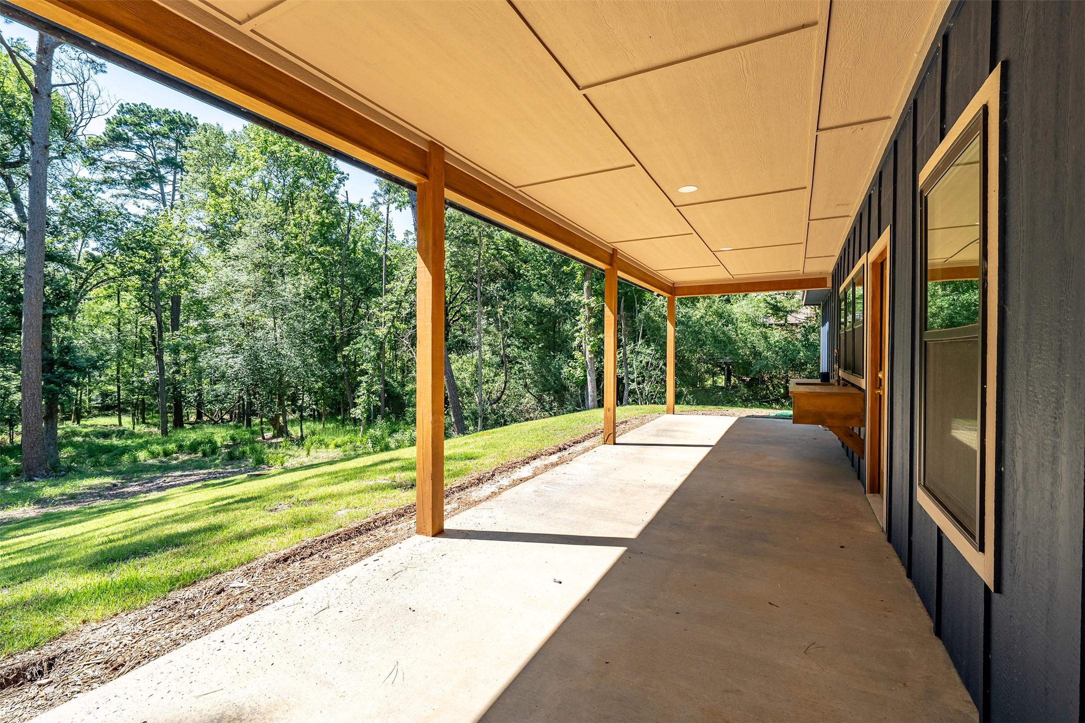 2133 E Holly Trail, Holly Lake Ranch, TX, 75765
