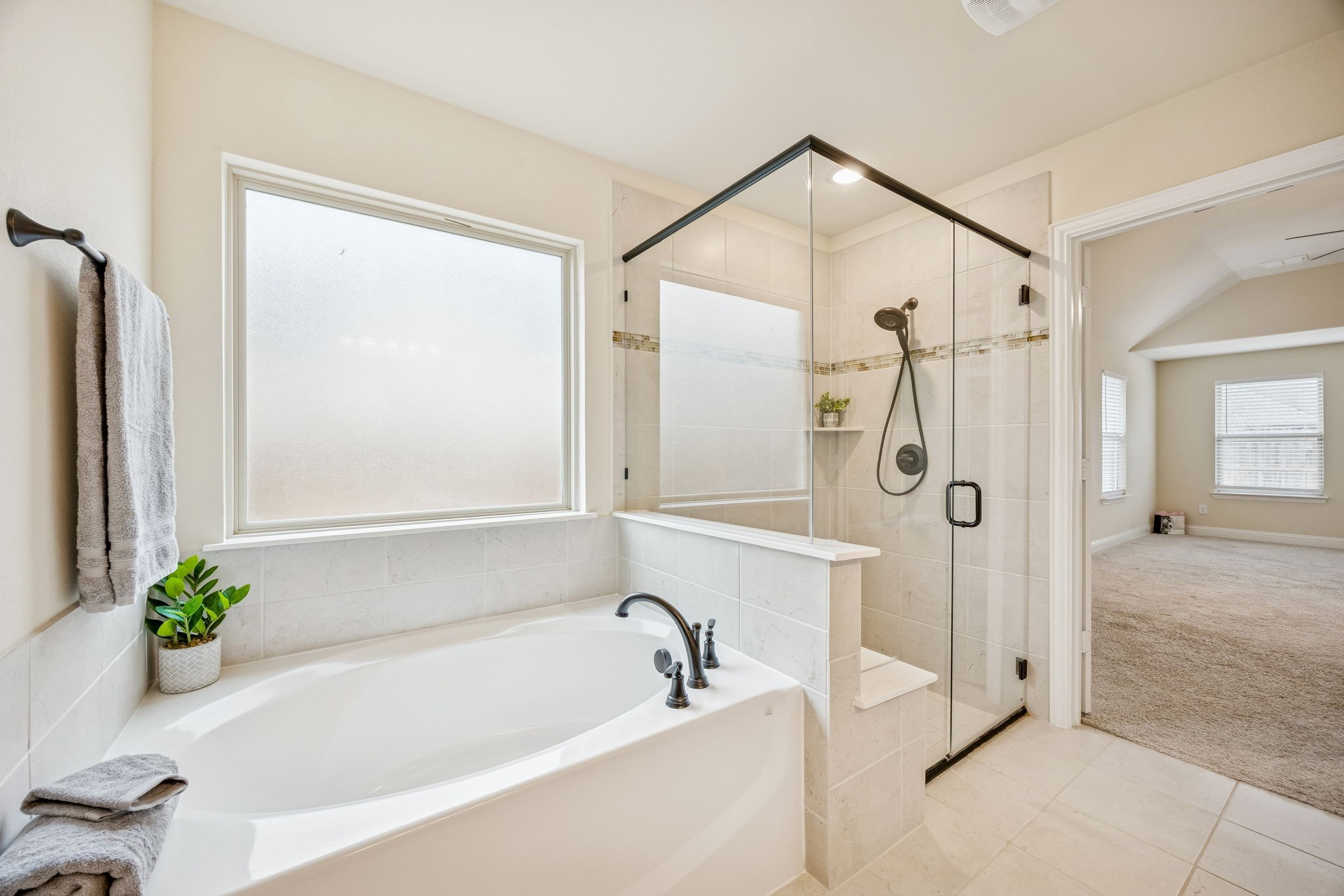 504 Lowland Lane, Waxahachie, TX, 75165