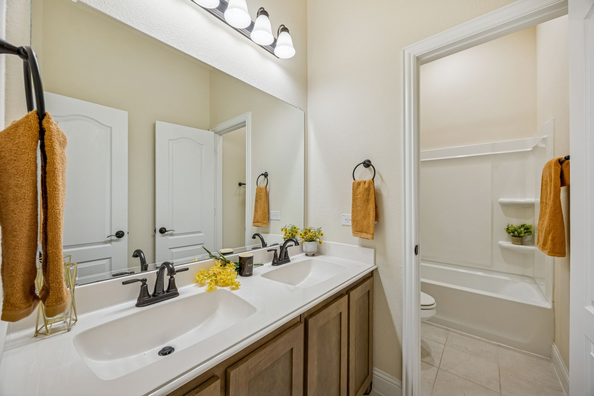 504 Lowland Lane, Waxahachie, TX, 75165