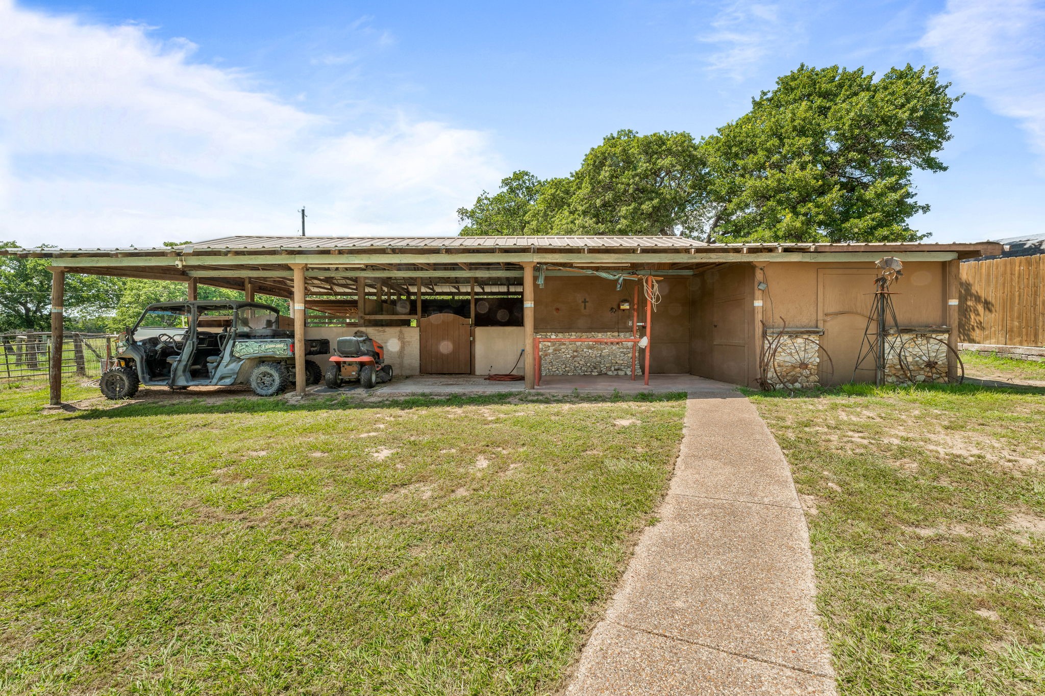 Property photo 04 of 4951 N FM 51, Weatherford, TX 76085 | MLS #21177250
