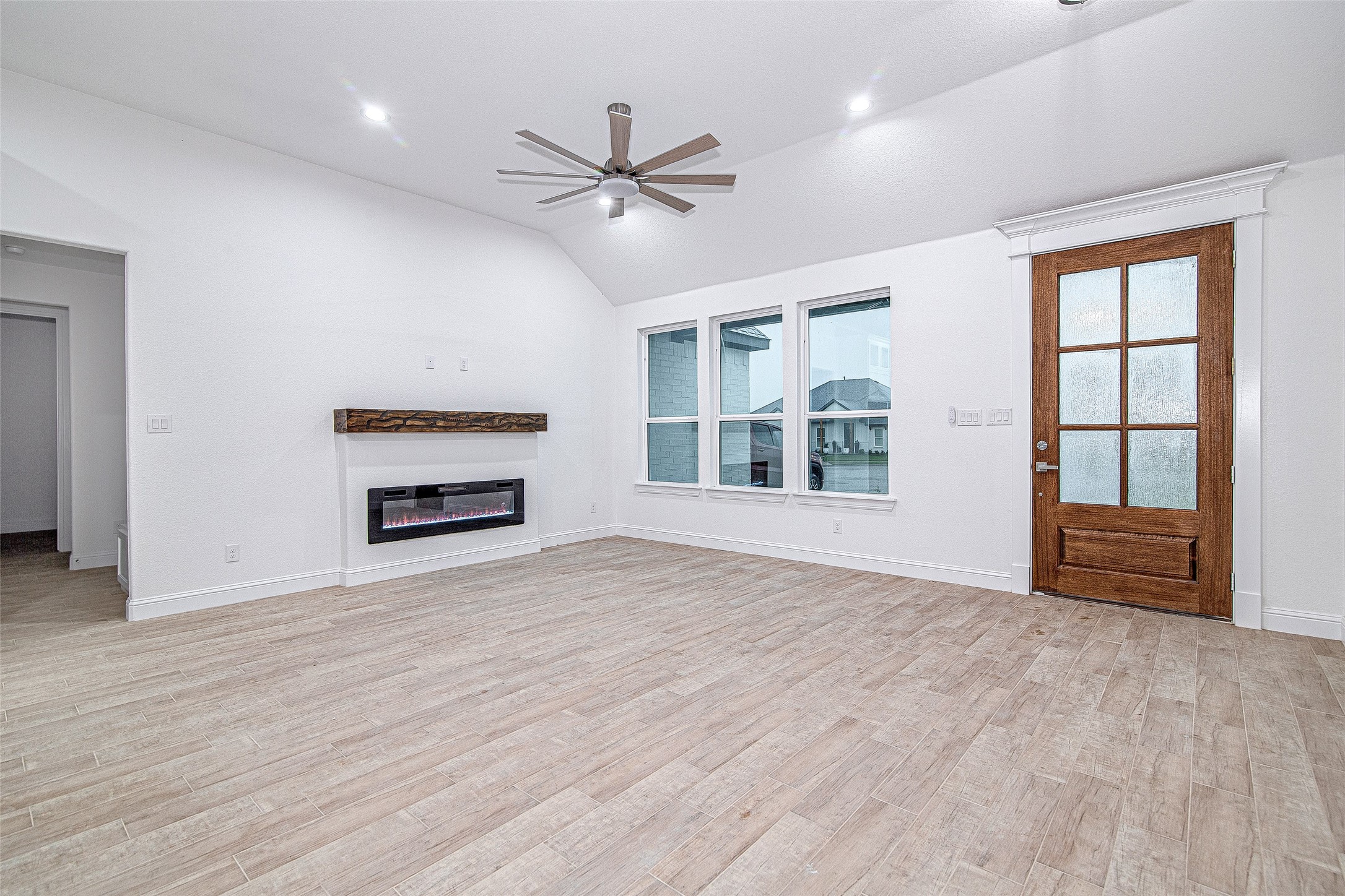204 High Ridge Court, Godley, TX, 76044