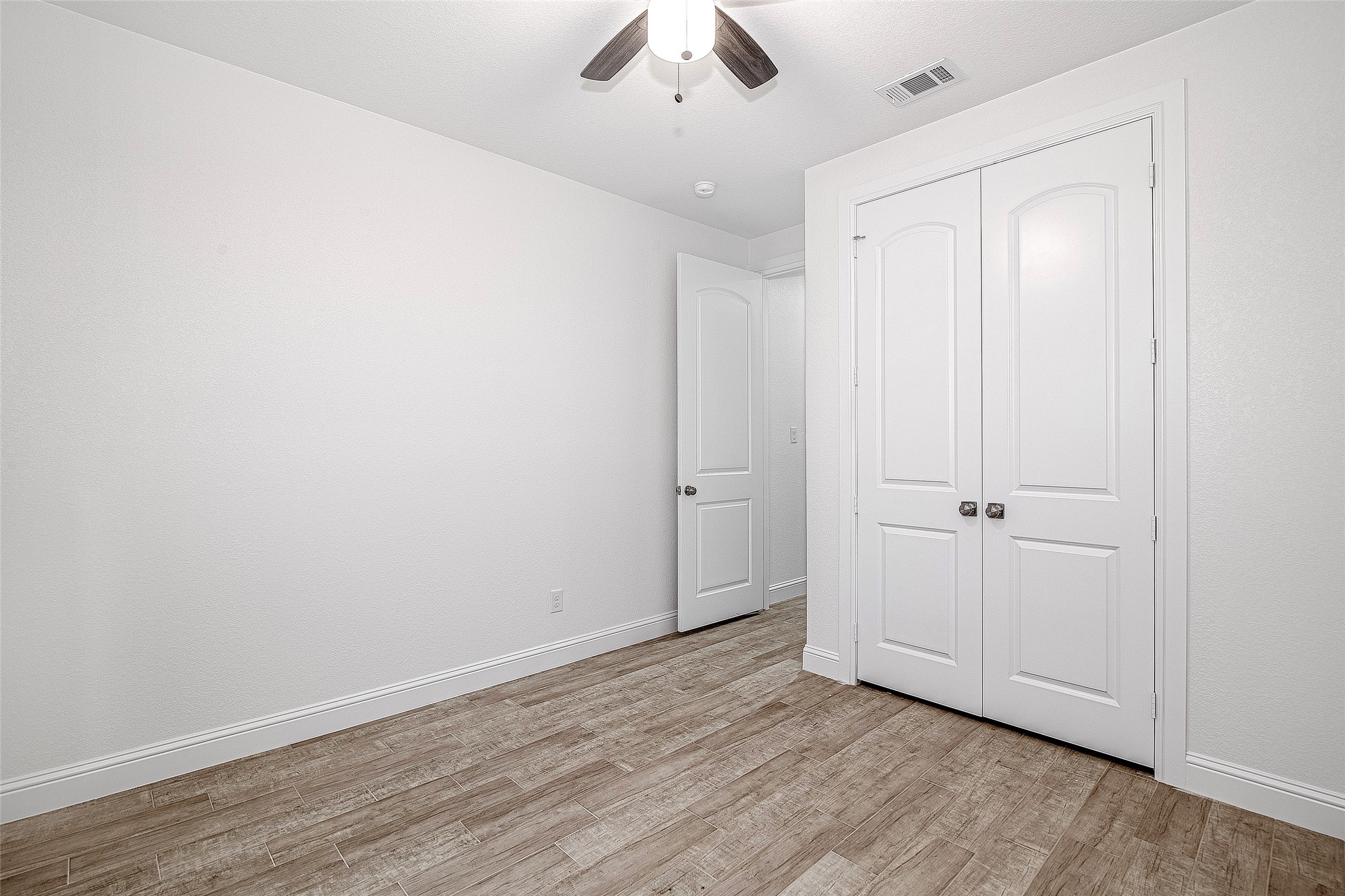 204 High Ridge Court, Godley, TX, 76044