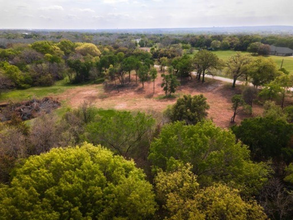 300 Taylor Oaks Drive, Waco, TX, 76705