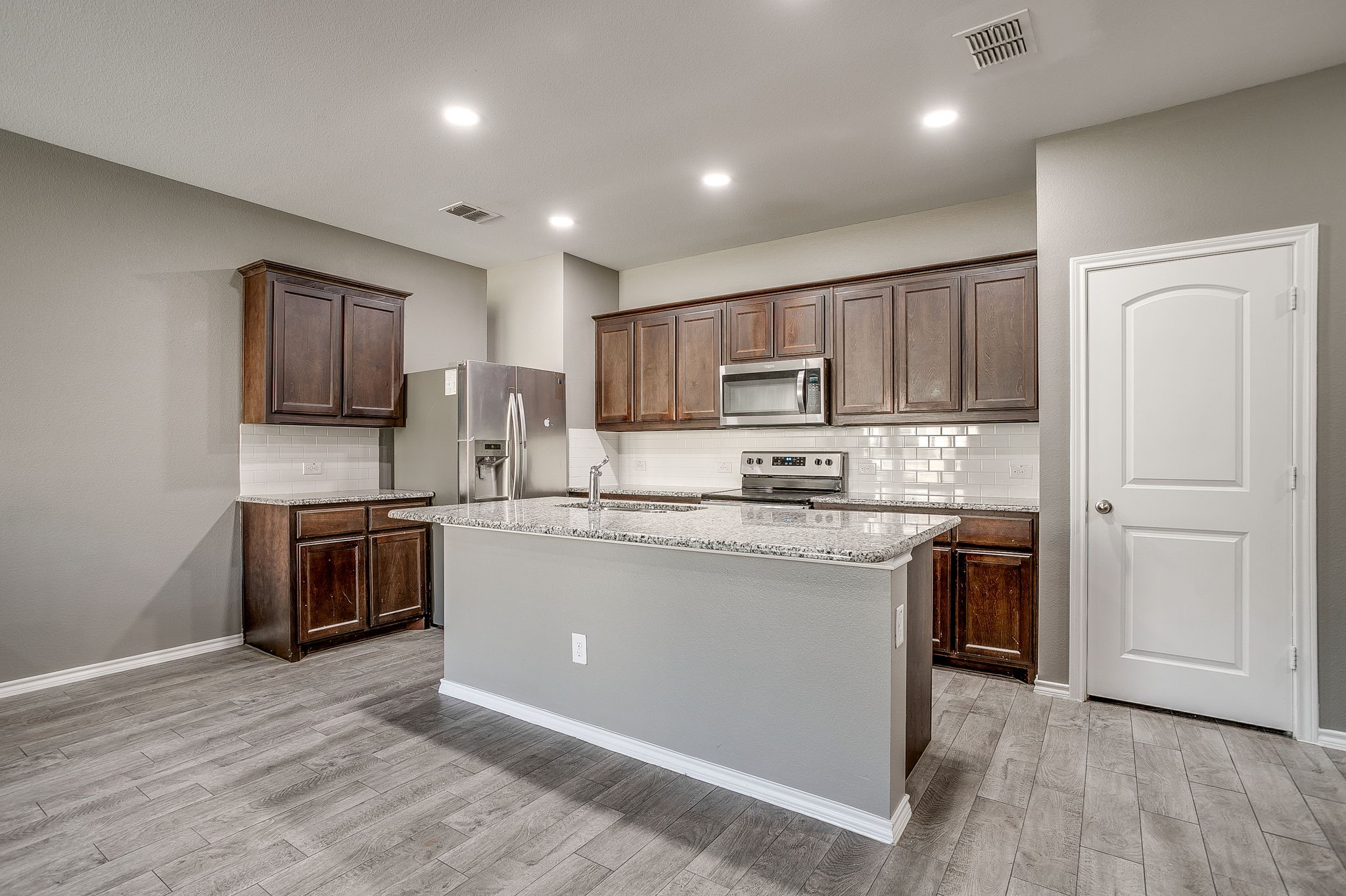 417 Milverton Drive, Fort Worth, TX, 76036