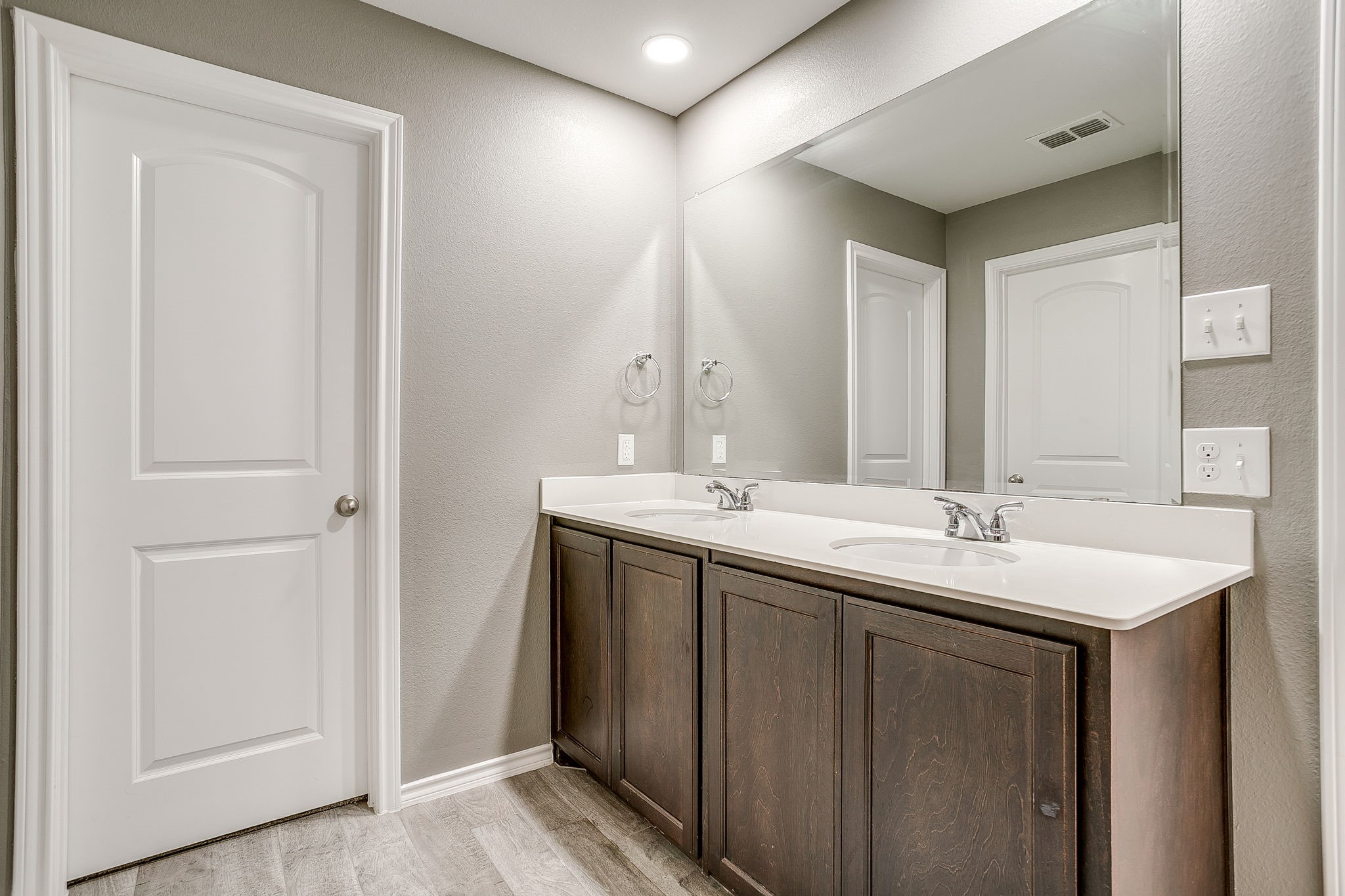 417 Milverton Drive, Fort Worth, TX, 76036