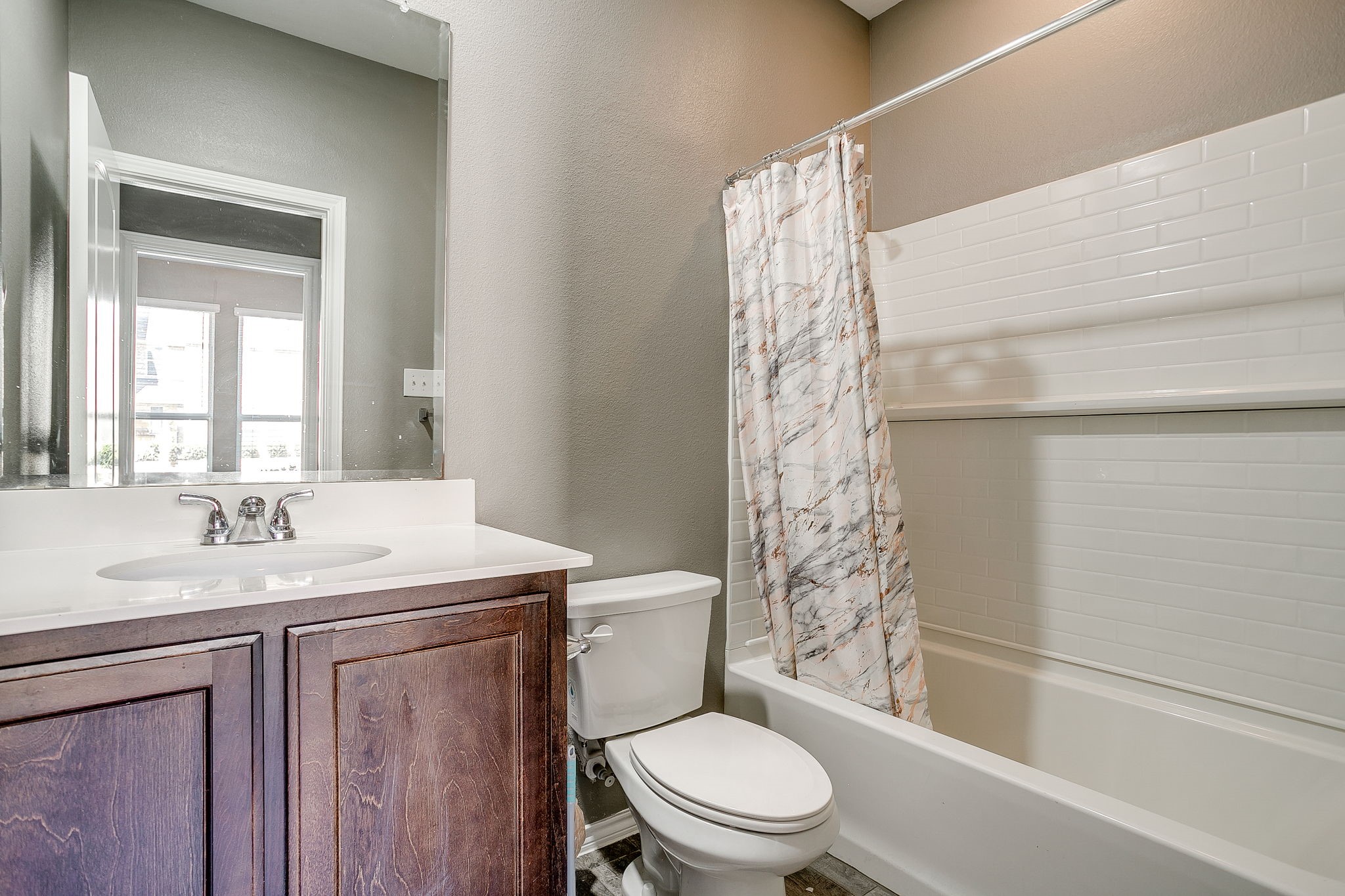 417 Milverton Drive, Fort Worth, TX, 76036