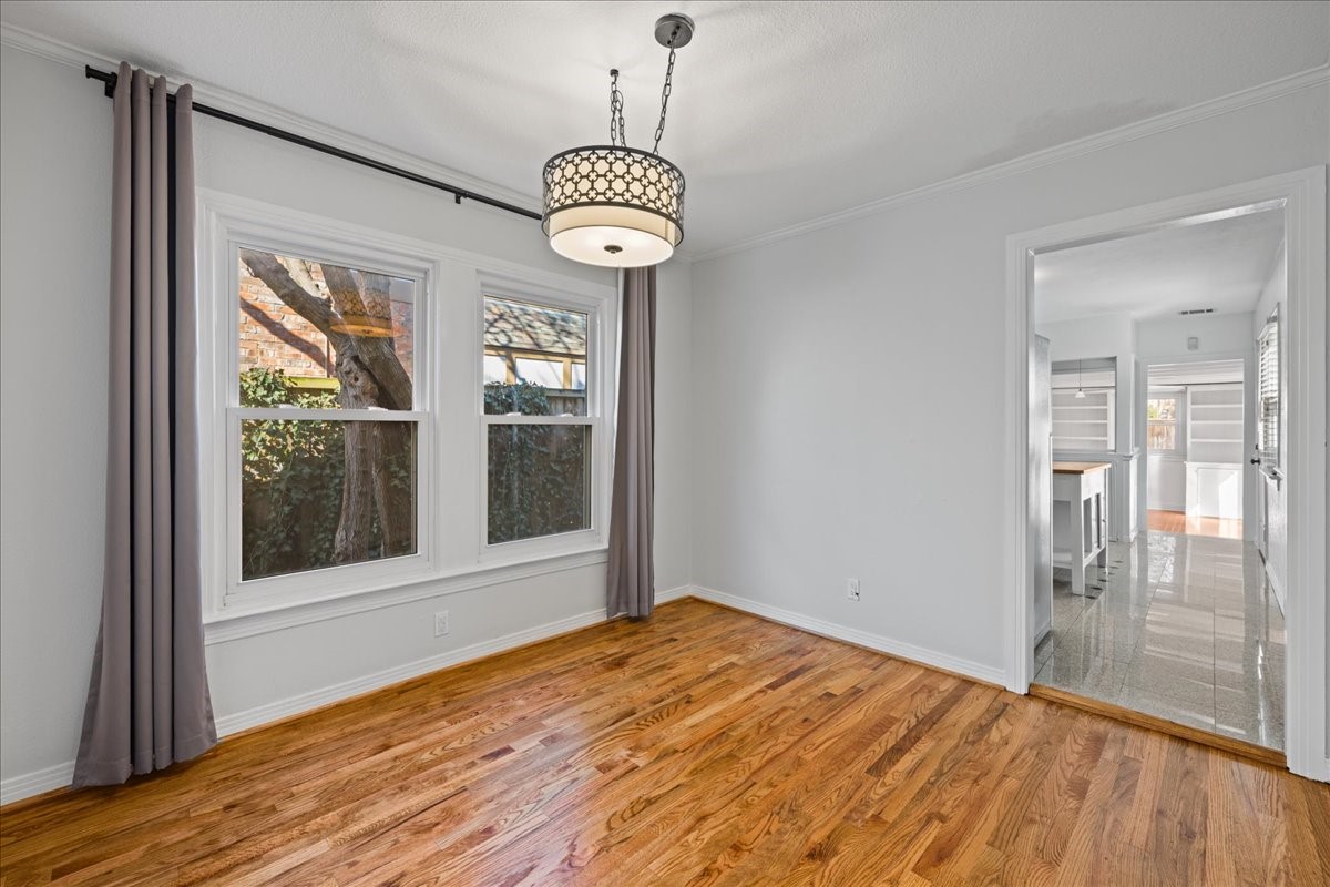 6043 Llano Avenue, Dallas, TX, 75206