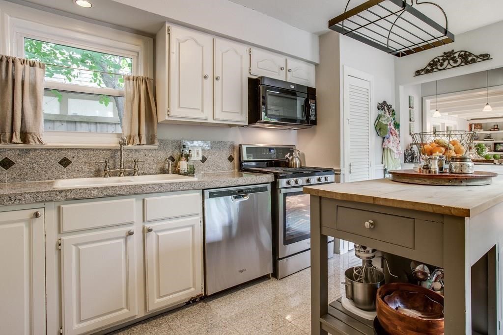 6043 Llano Avenue, Dallas, TX, 75206