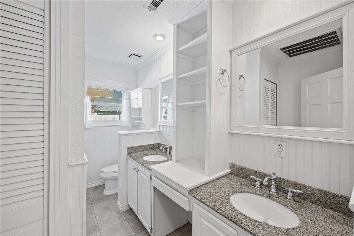 6043 Llano Avenue, Dallas, TX, 75206
