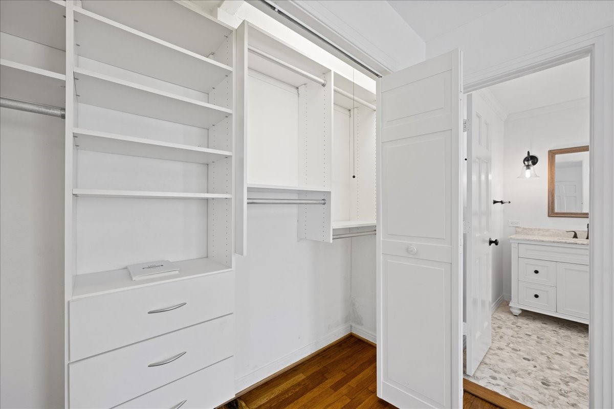 6043 Llano Avenue, Dallas, TX, 75206