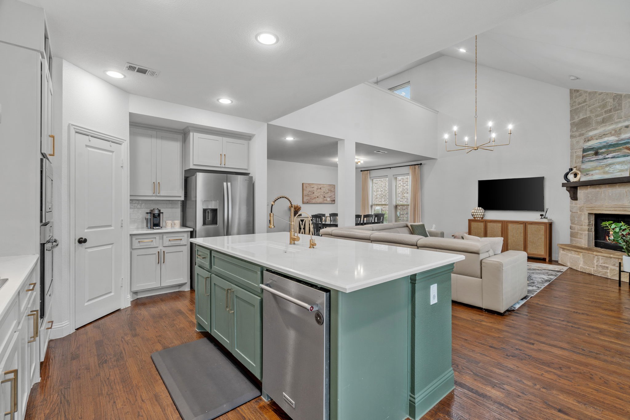 1425 5th Street, Argyle, TX, 76226