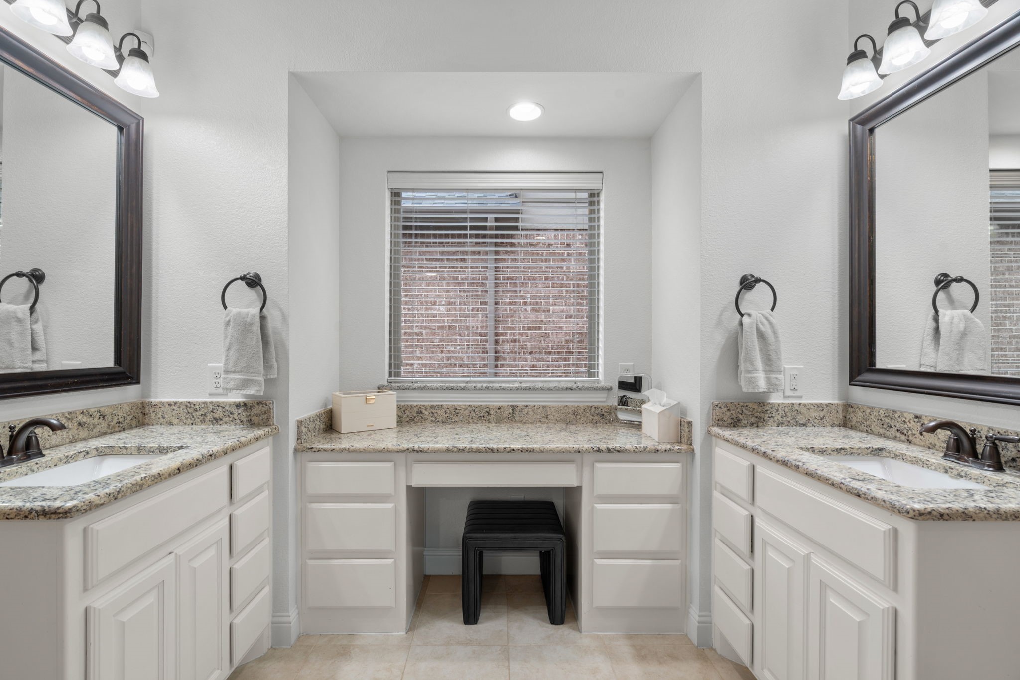 1425 5th Street, Argyle, TX, 76226