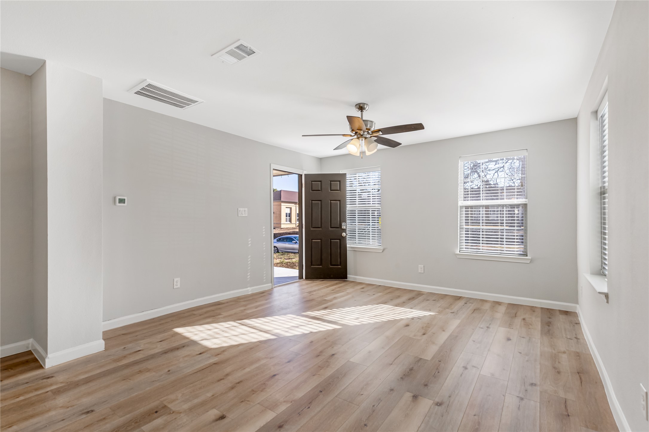1123 W Morgan Street, Denison, TX, 75020