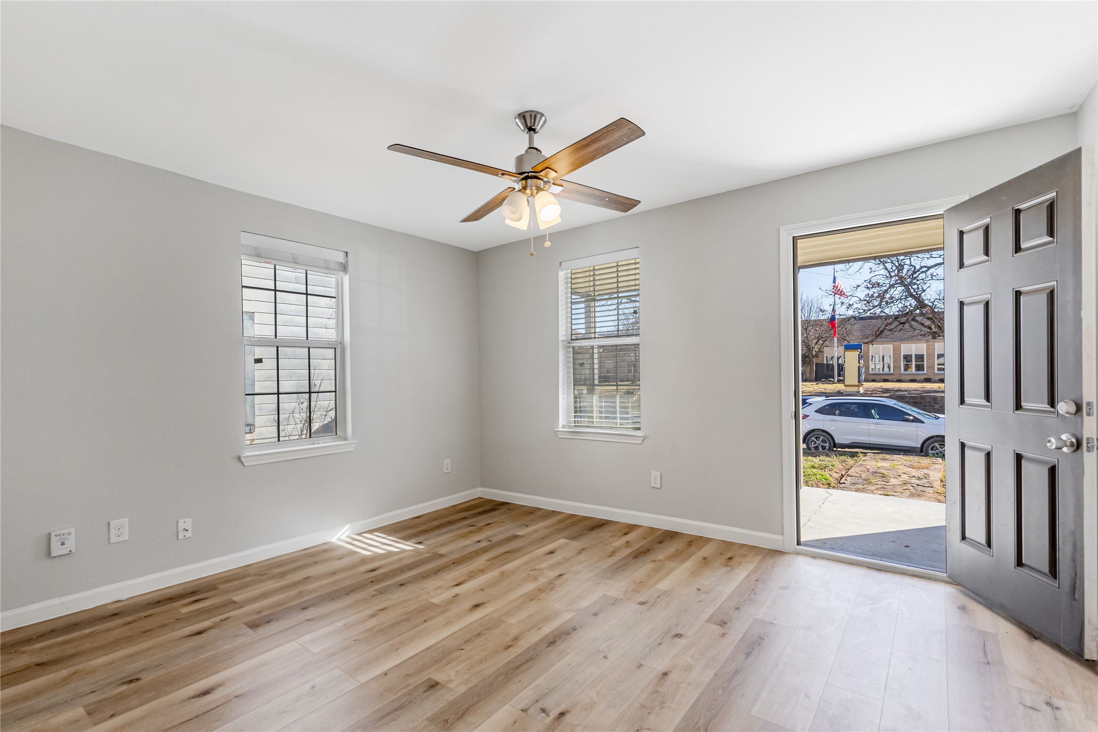 1123 W Morgan Street, Denison, TX, 75020