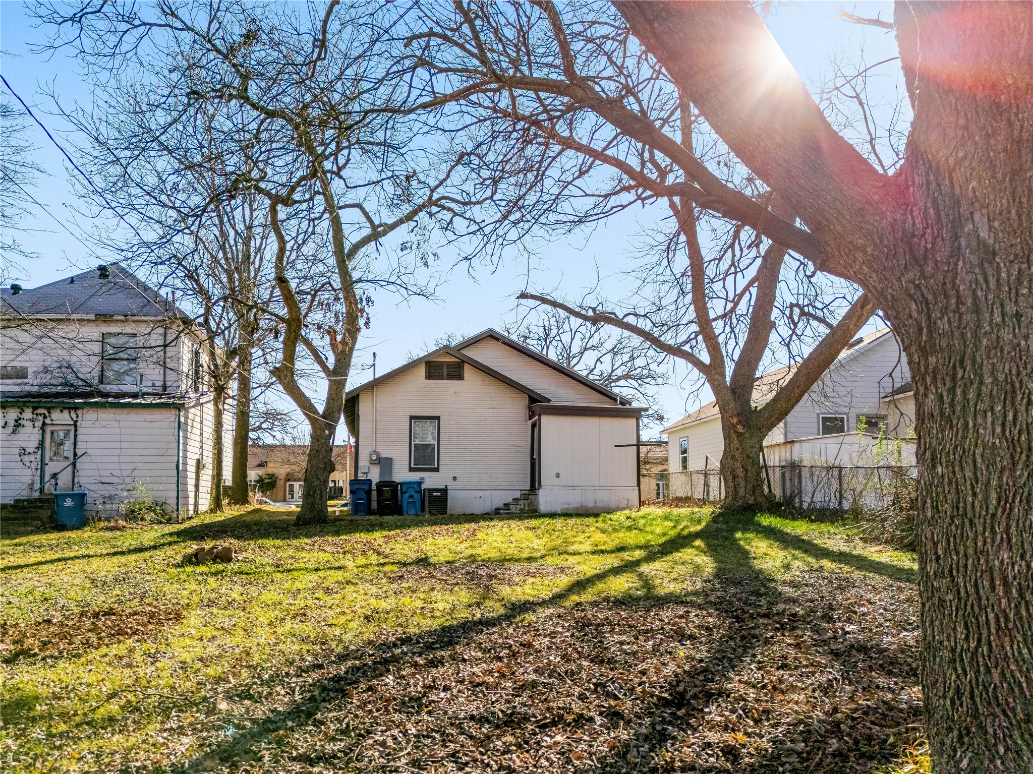 1123 W Morgan Street, Denison, TX, 75020