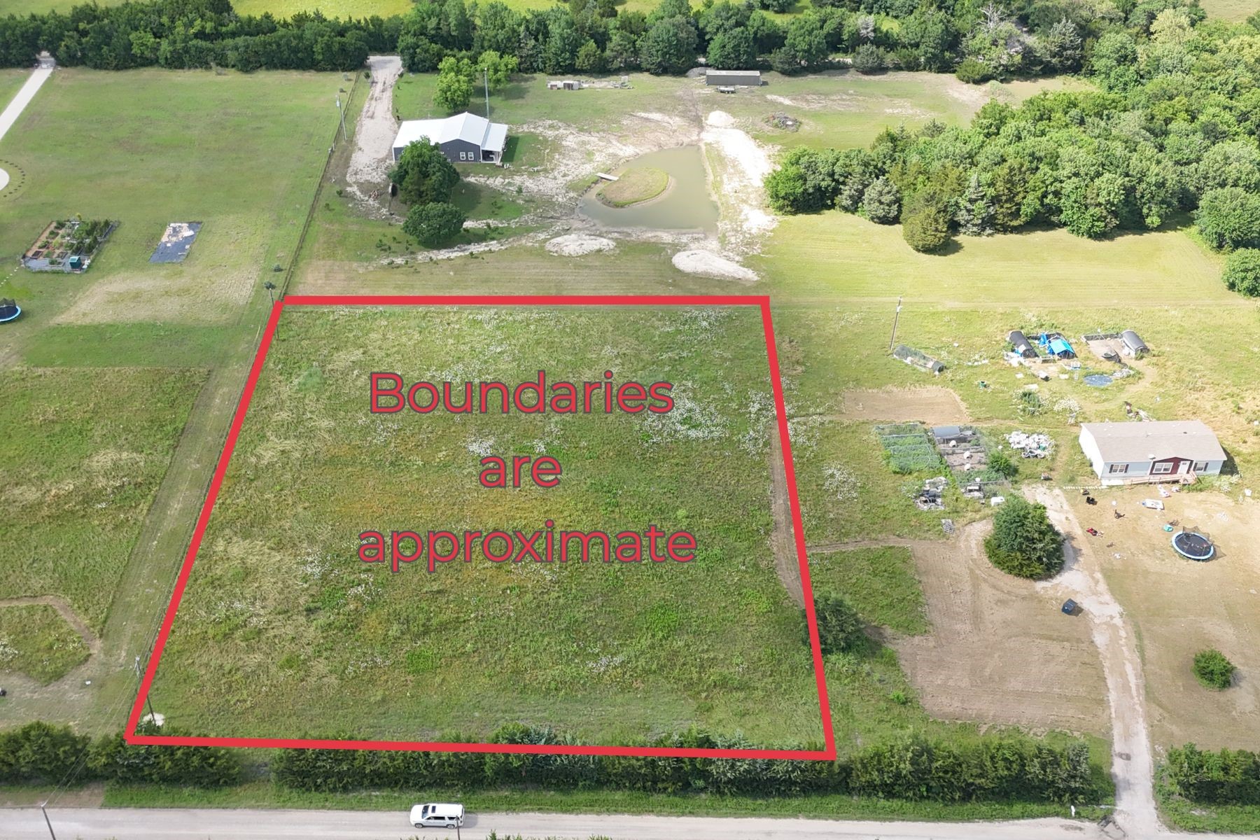 Property photo 01 of 1676 County Road 4668, Trenton, TX 75490 | MLS #21178666