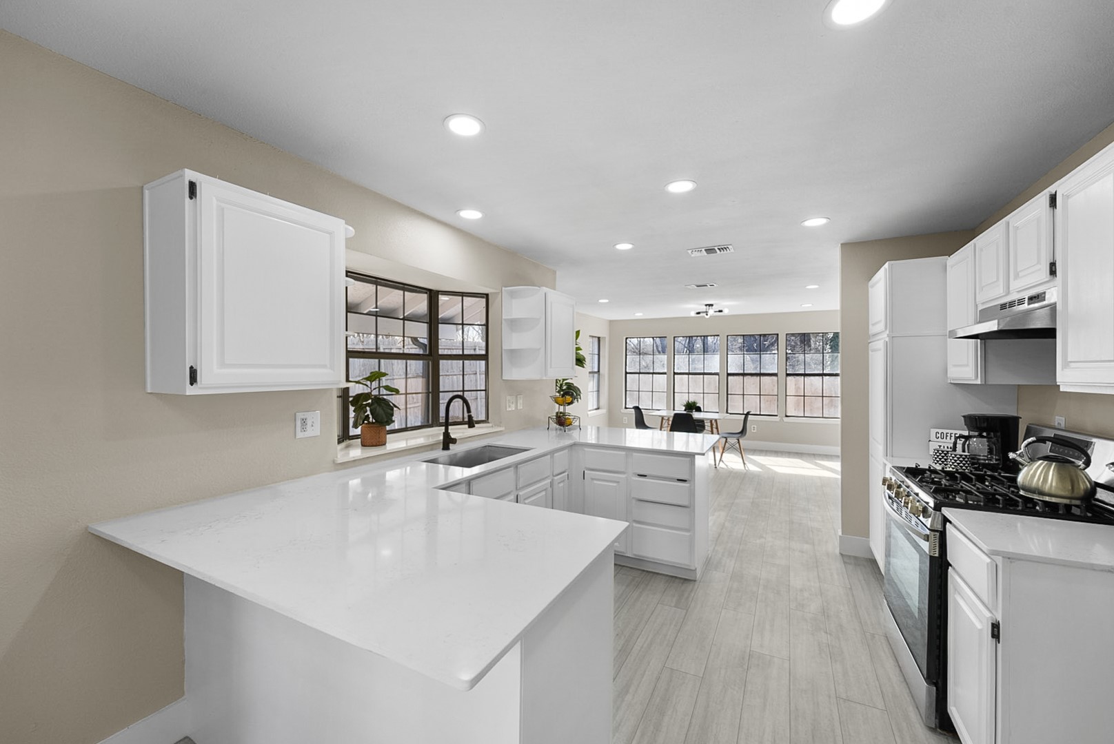 5202 Hollow Bend Lane, Garland, TX, 75043
