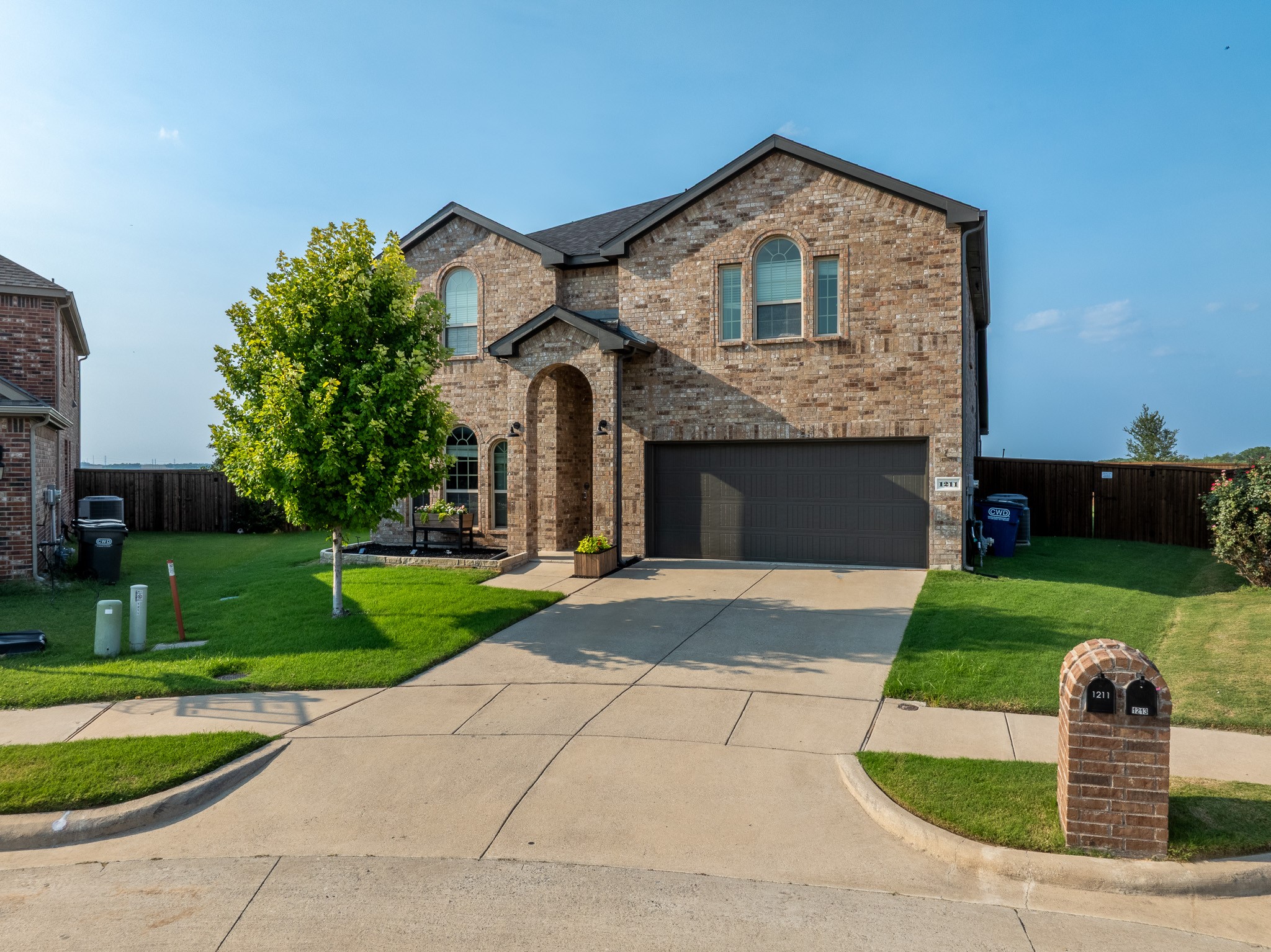 Property photo 01 of 1211 Coleman Drive, Melissa, TX 75454 | MLS #21179039