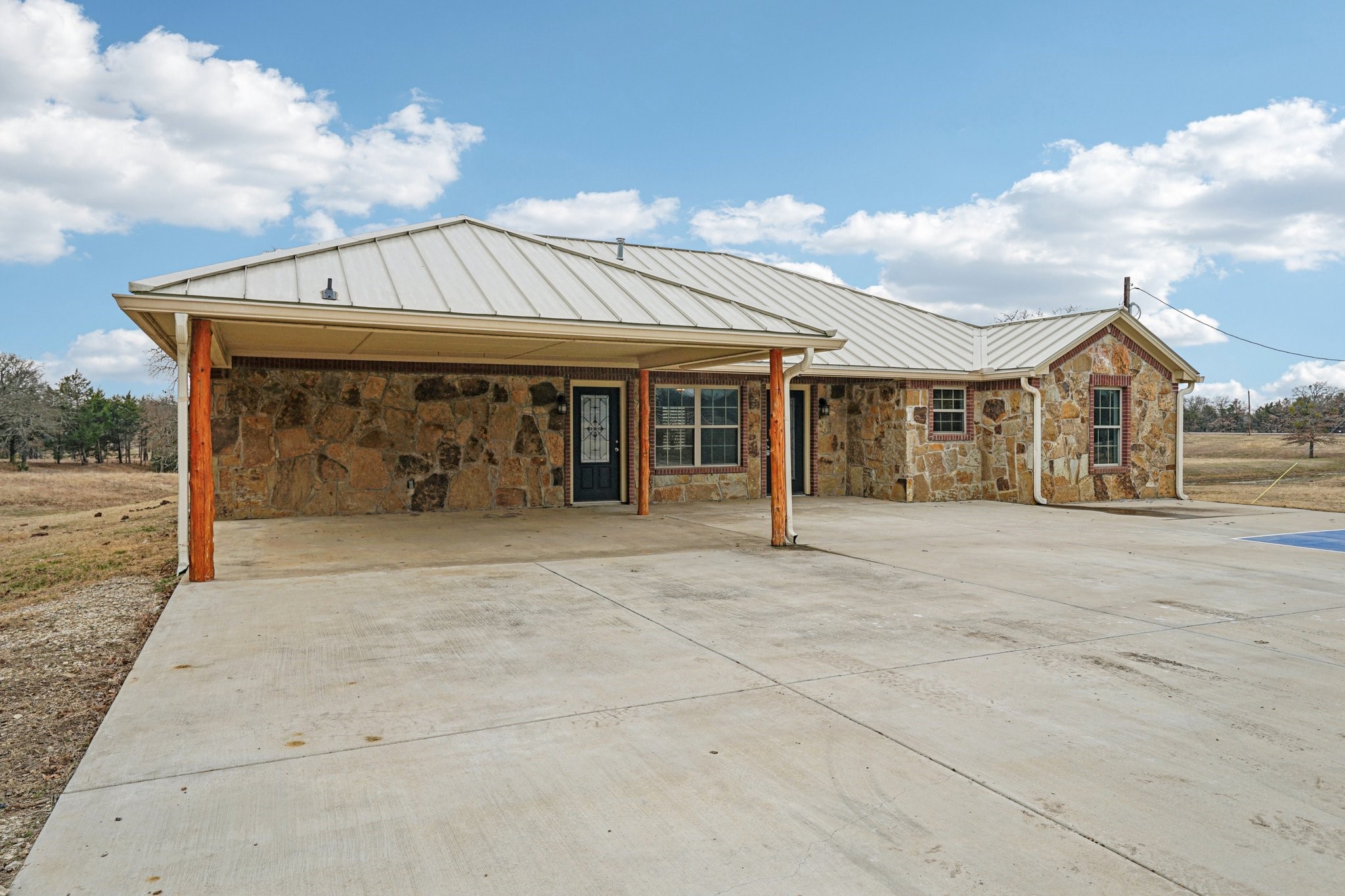 718 County Road 232, Collinsville, TX, 76233