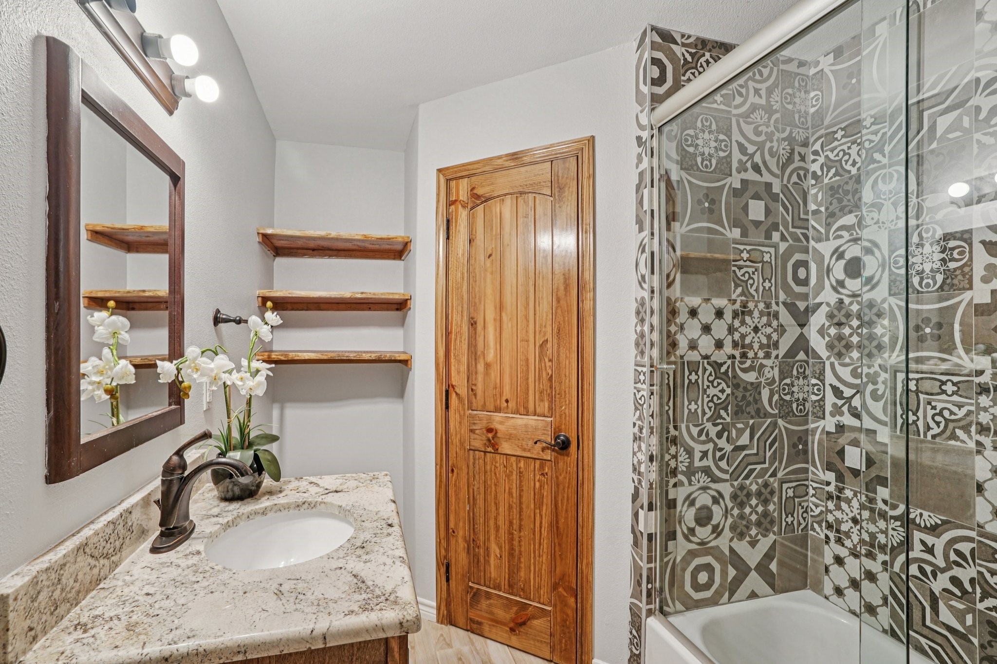 718 County Road 232, Collinsville, TX, 76233