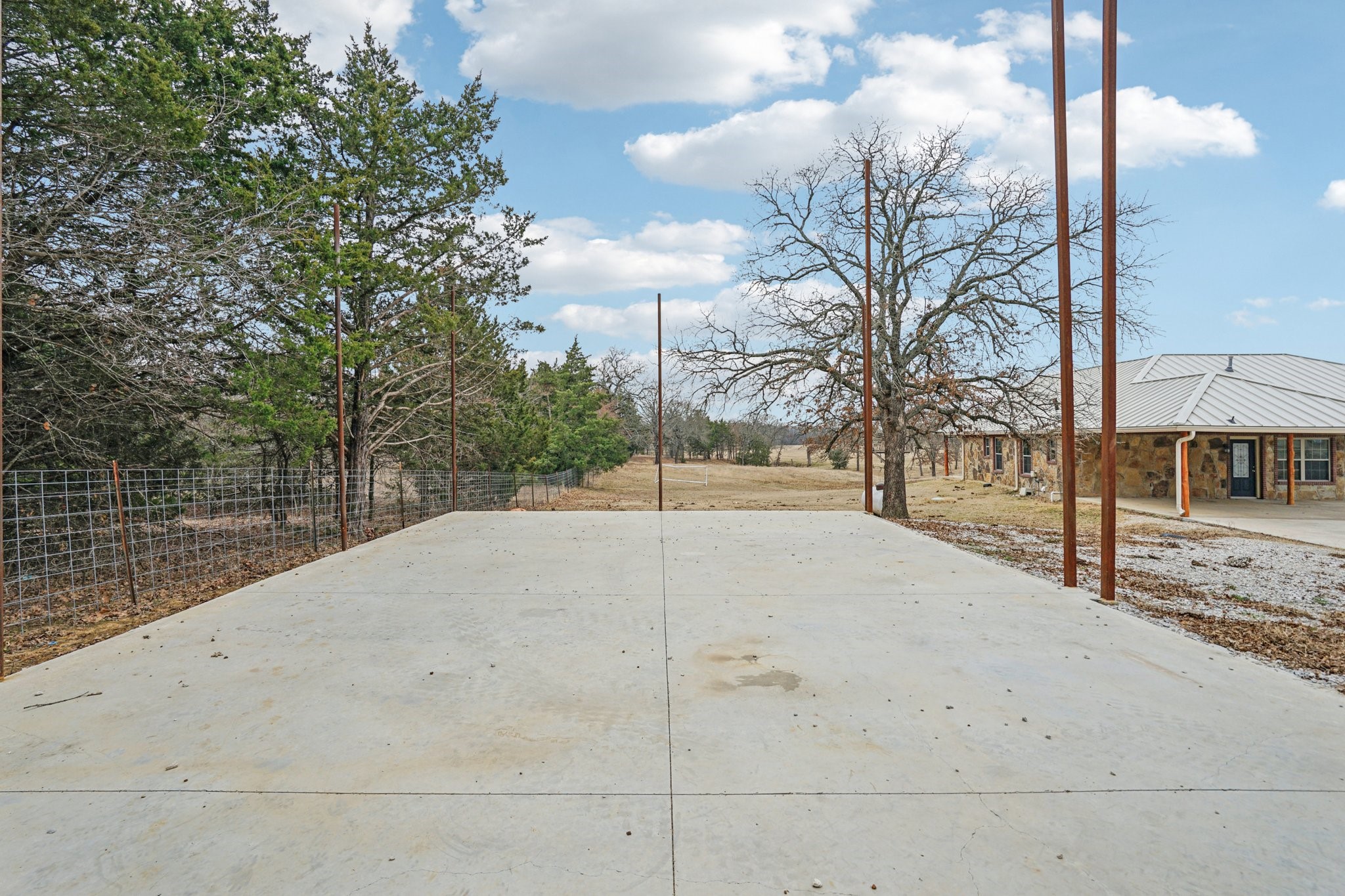 718 County Road 232, Collinsville, TX, 76233