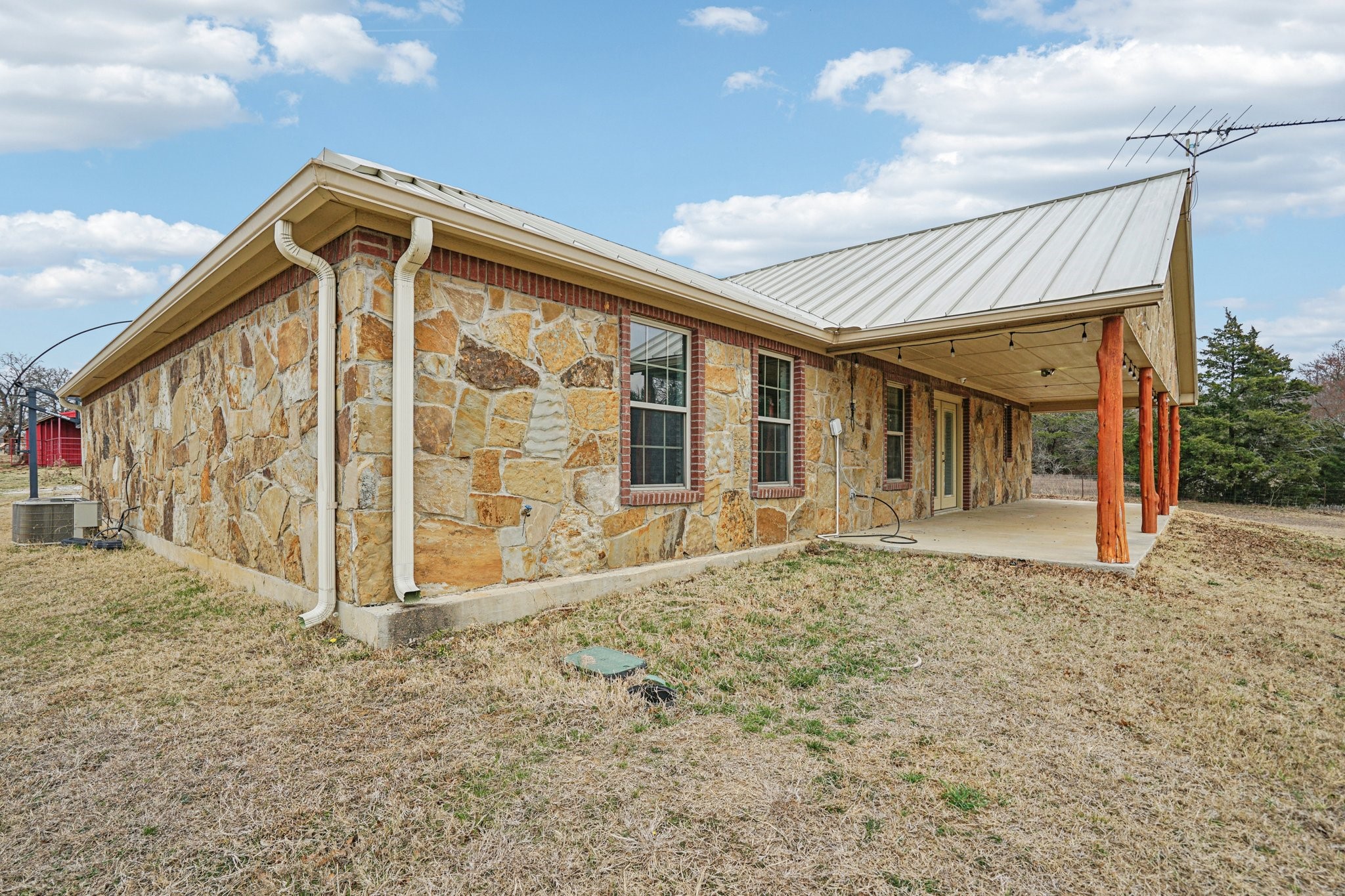 718 County Road 232, Collinsville, TX, 76233