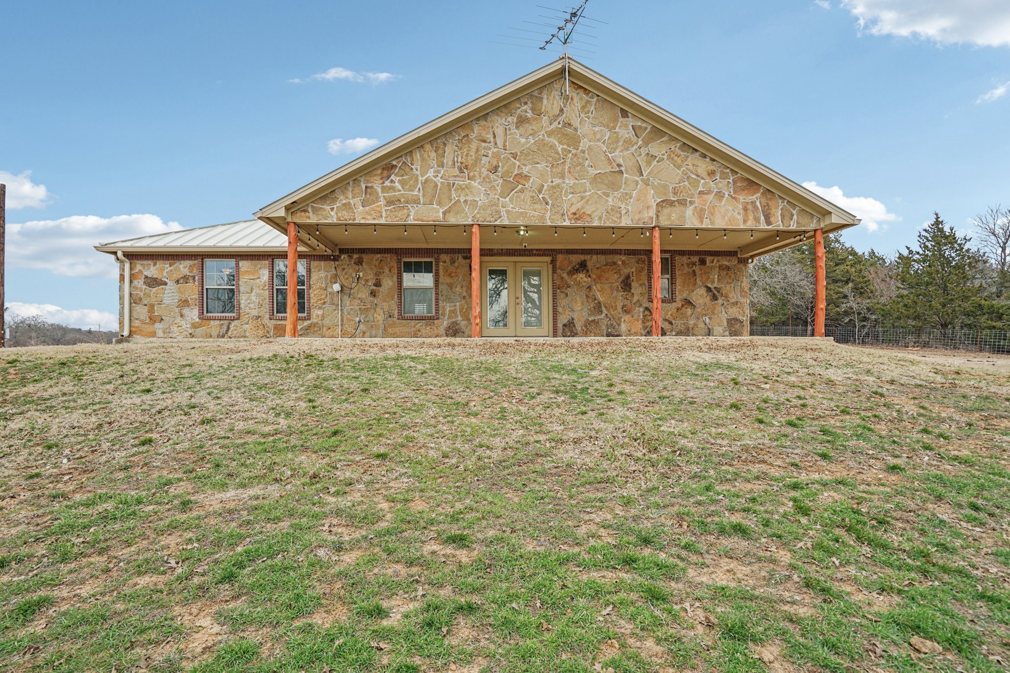 718 County Road 232, Collinsville, TX, 76233