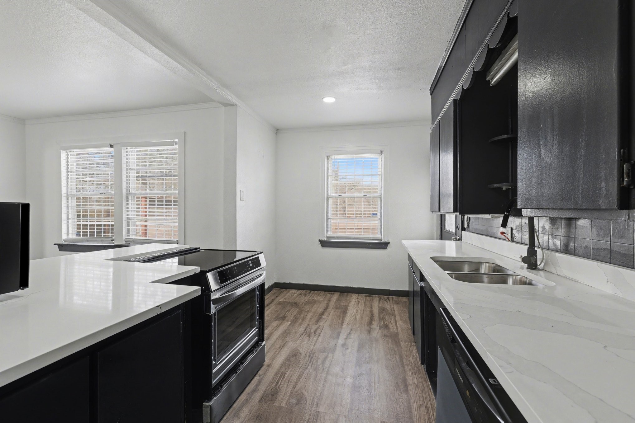 2939 Timberline Drive, Fort Worth, TX, 76119