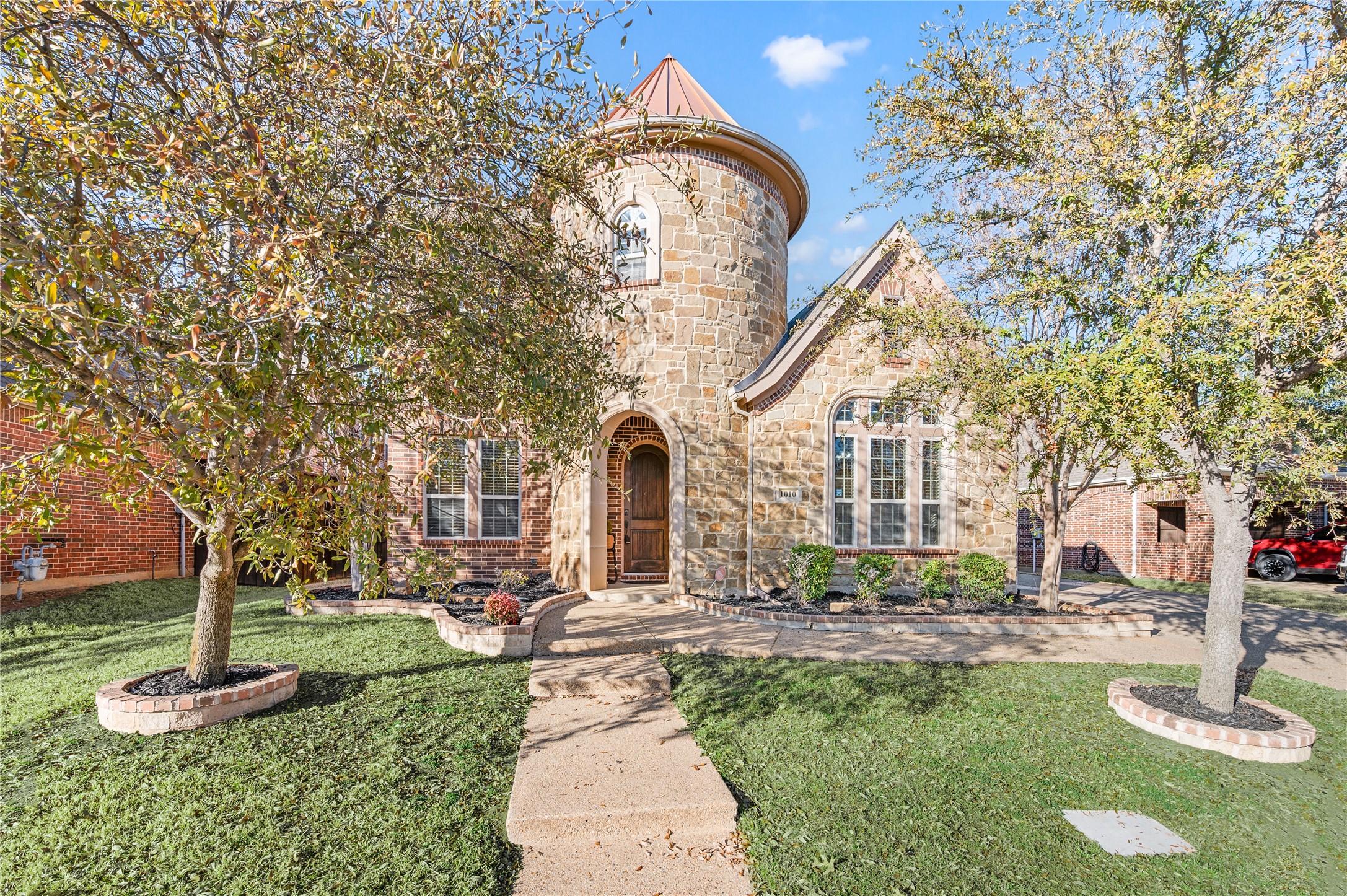 1010 Lost Valley Drive, Euless, TX, 76039
