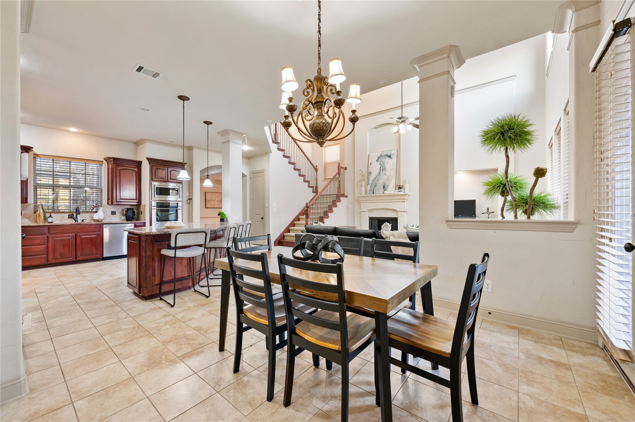 1010 Lost Valley Drive, Euless, TX, 76039
