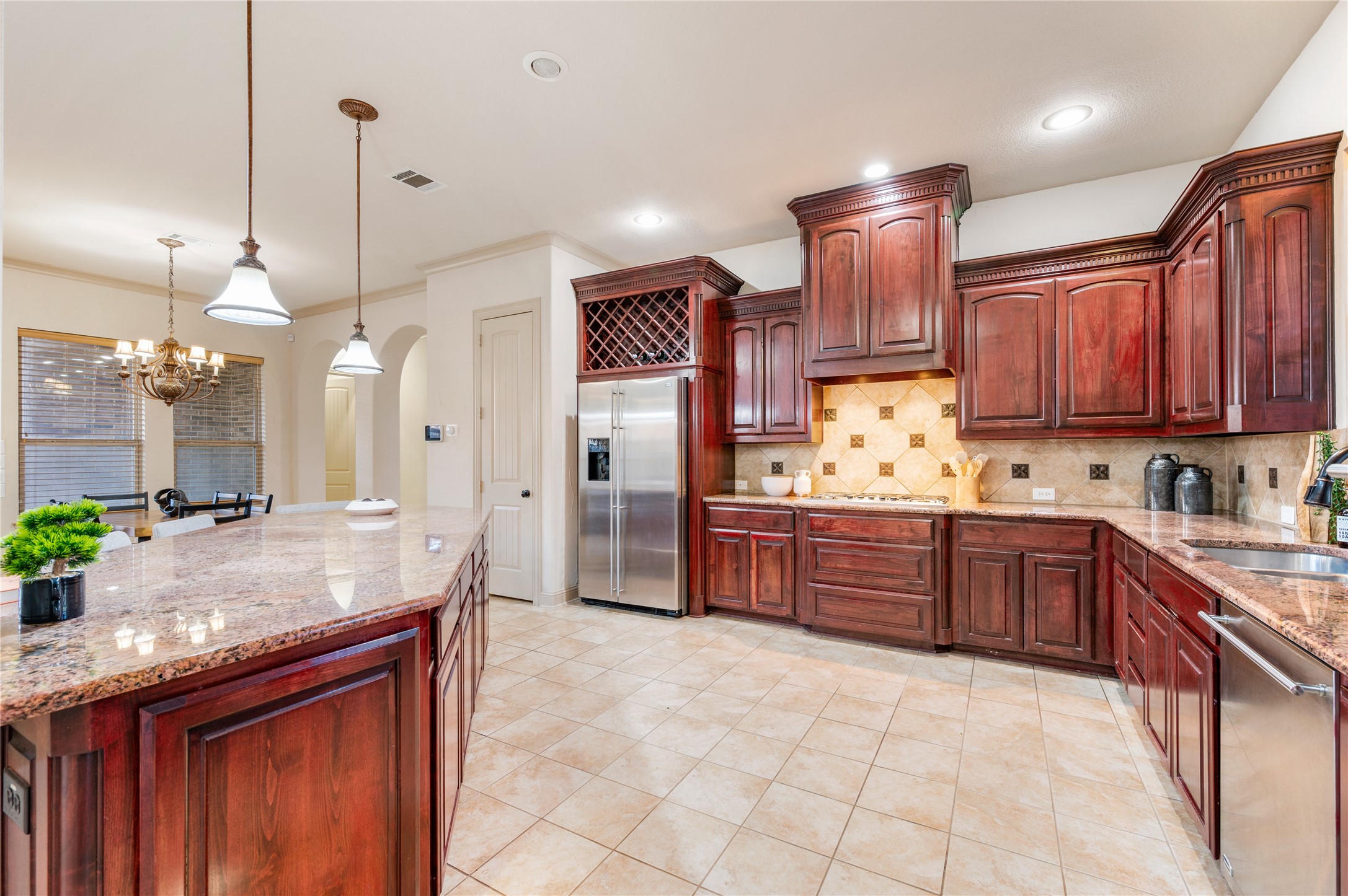 1010 Lost Valley Drive, Euless, TX, 76039