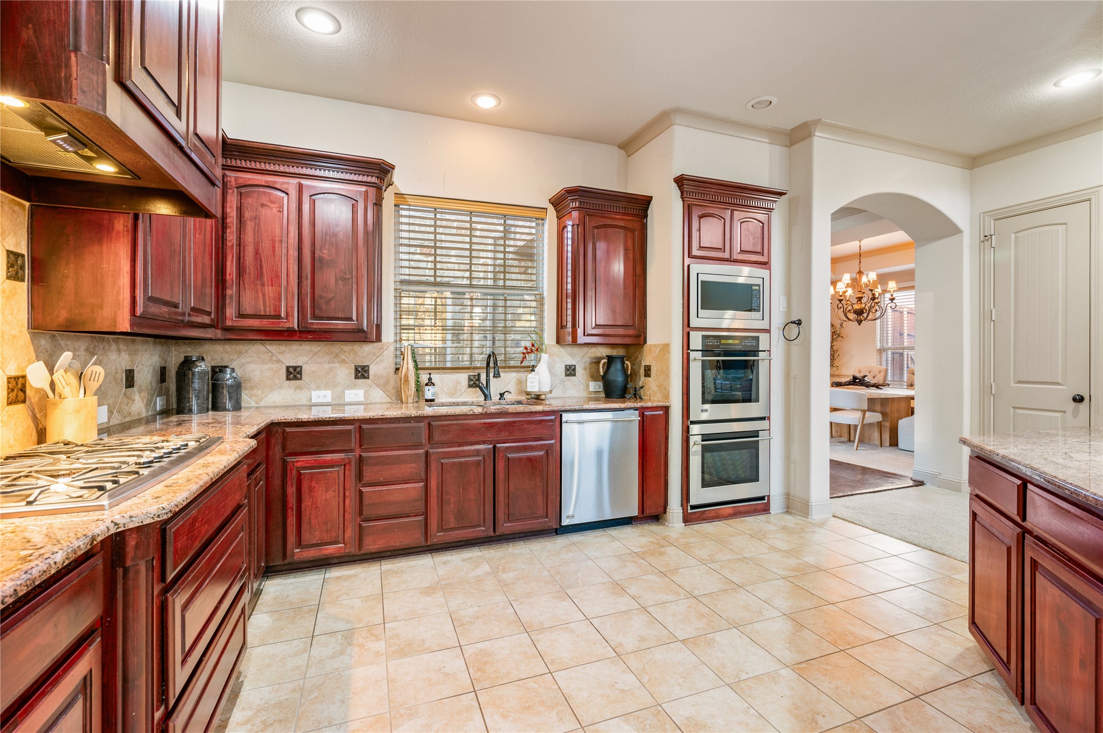 1010 Lost Valley Drive, Euless, TX, 76039