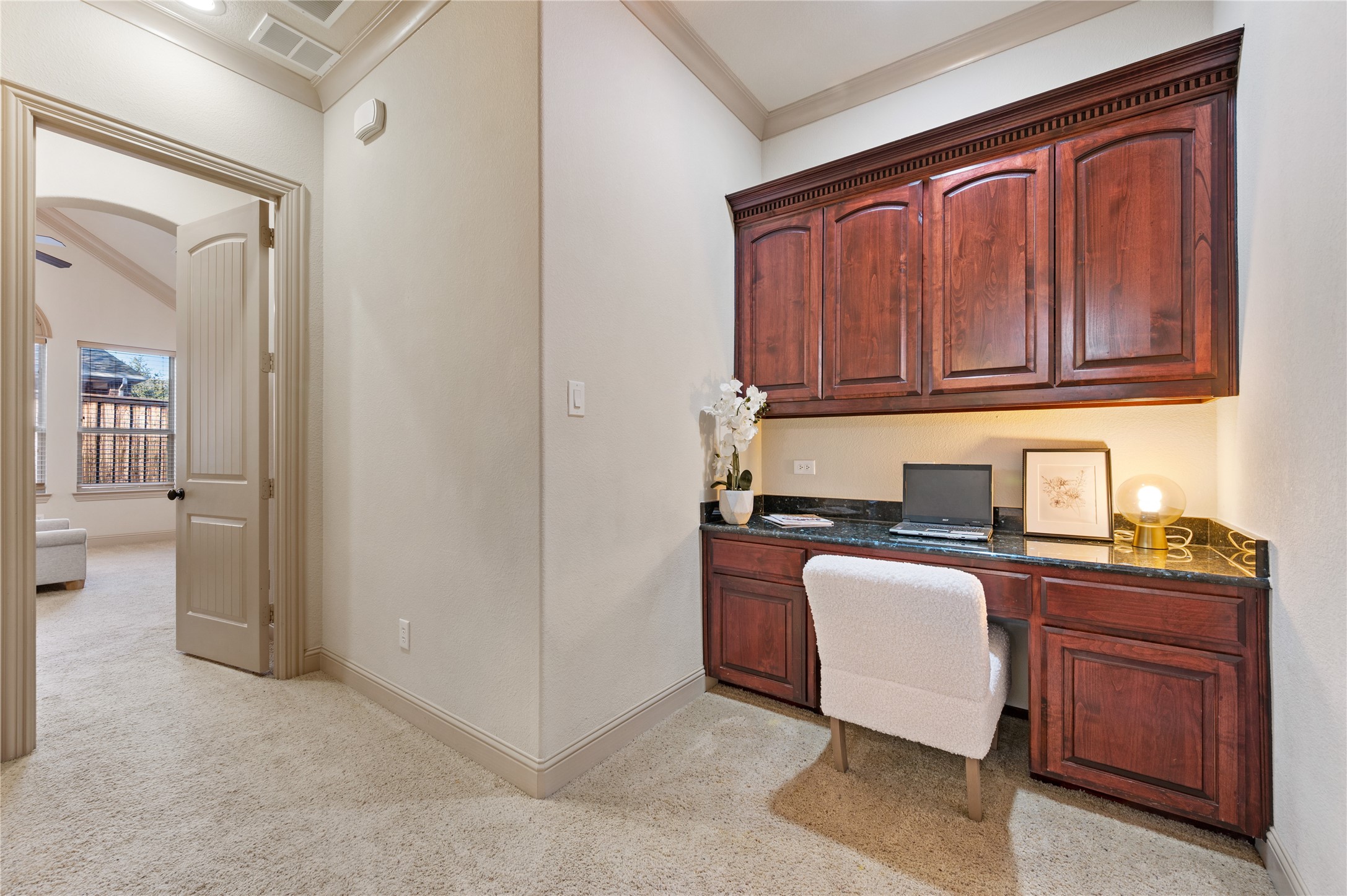 1010 Lost Valley Drive, Euless, TX, 76039