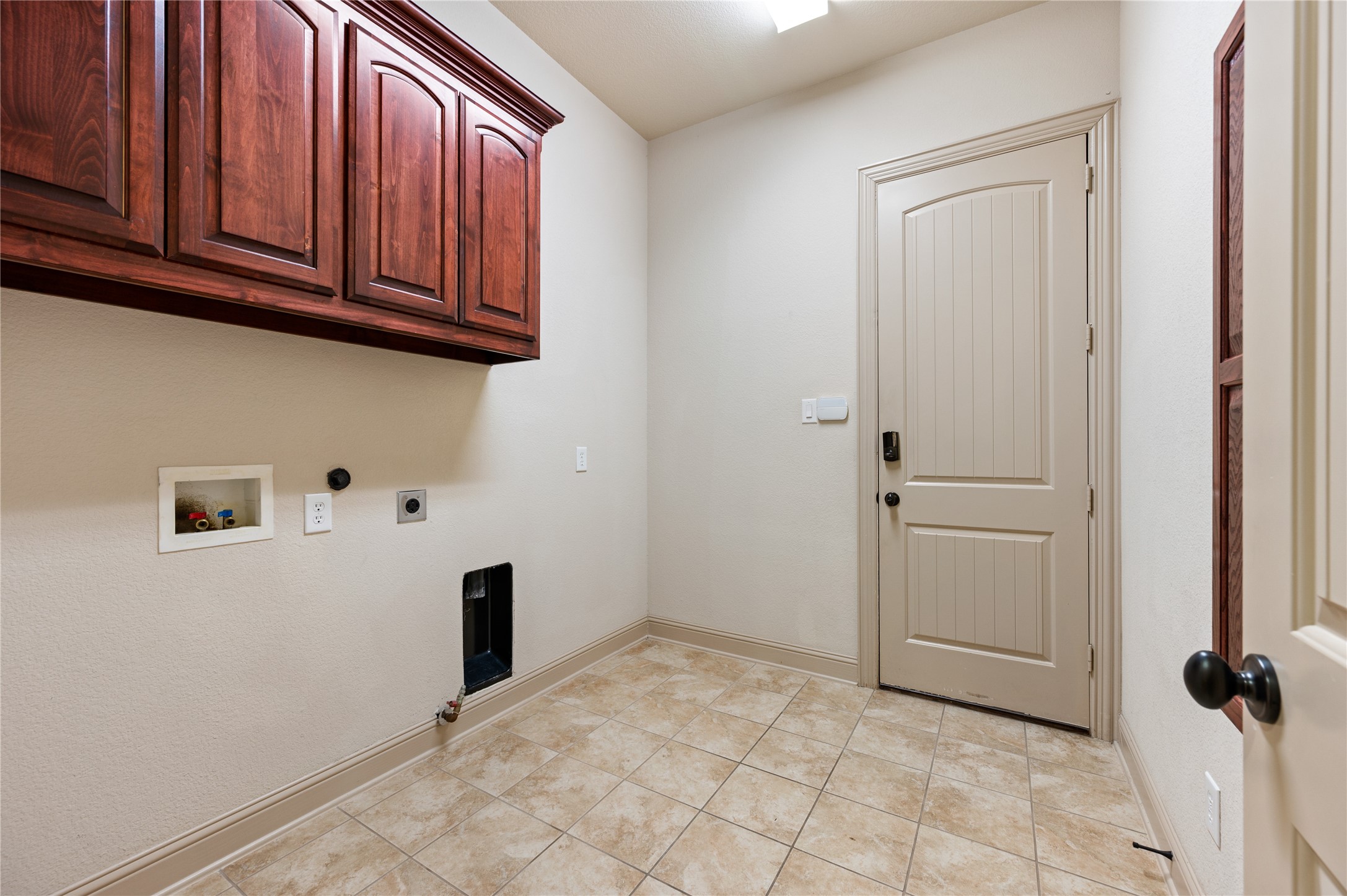 1010 Lost Valley Drive, Euless, TX, 76039