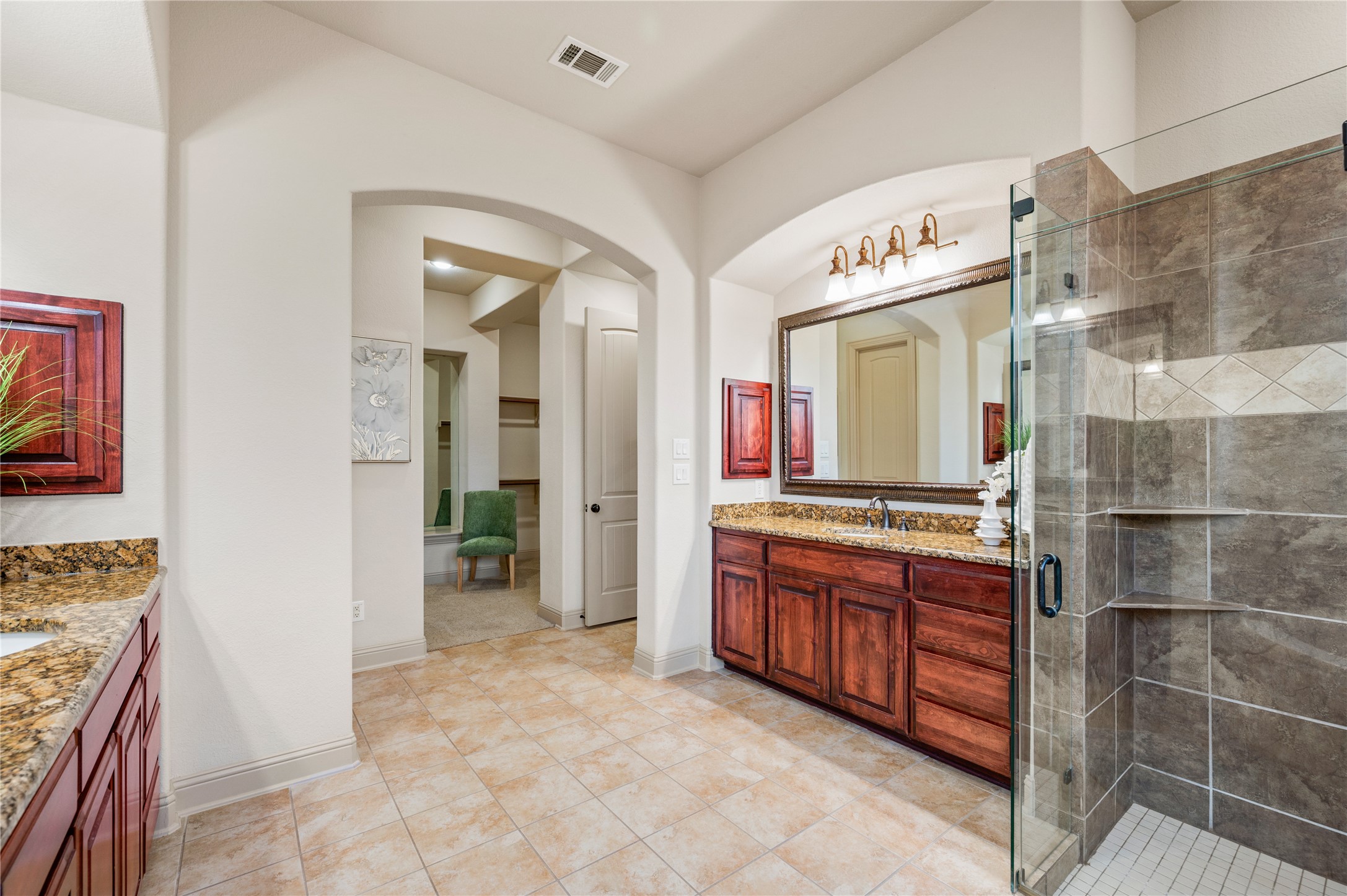 1010 Lost Valley Drive, Euless, TX, 76039