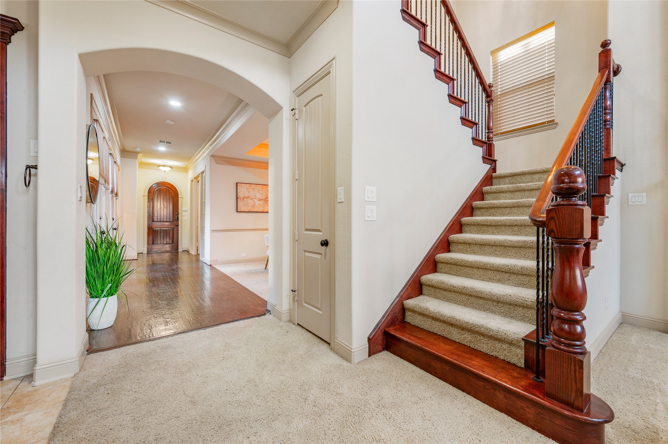 1010 Lost Valley Drive, Euless, TX, 76039