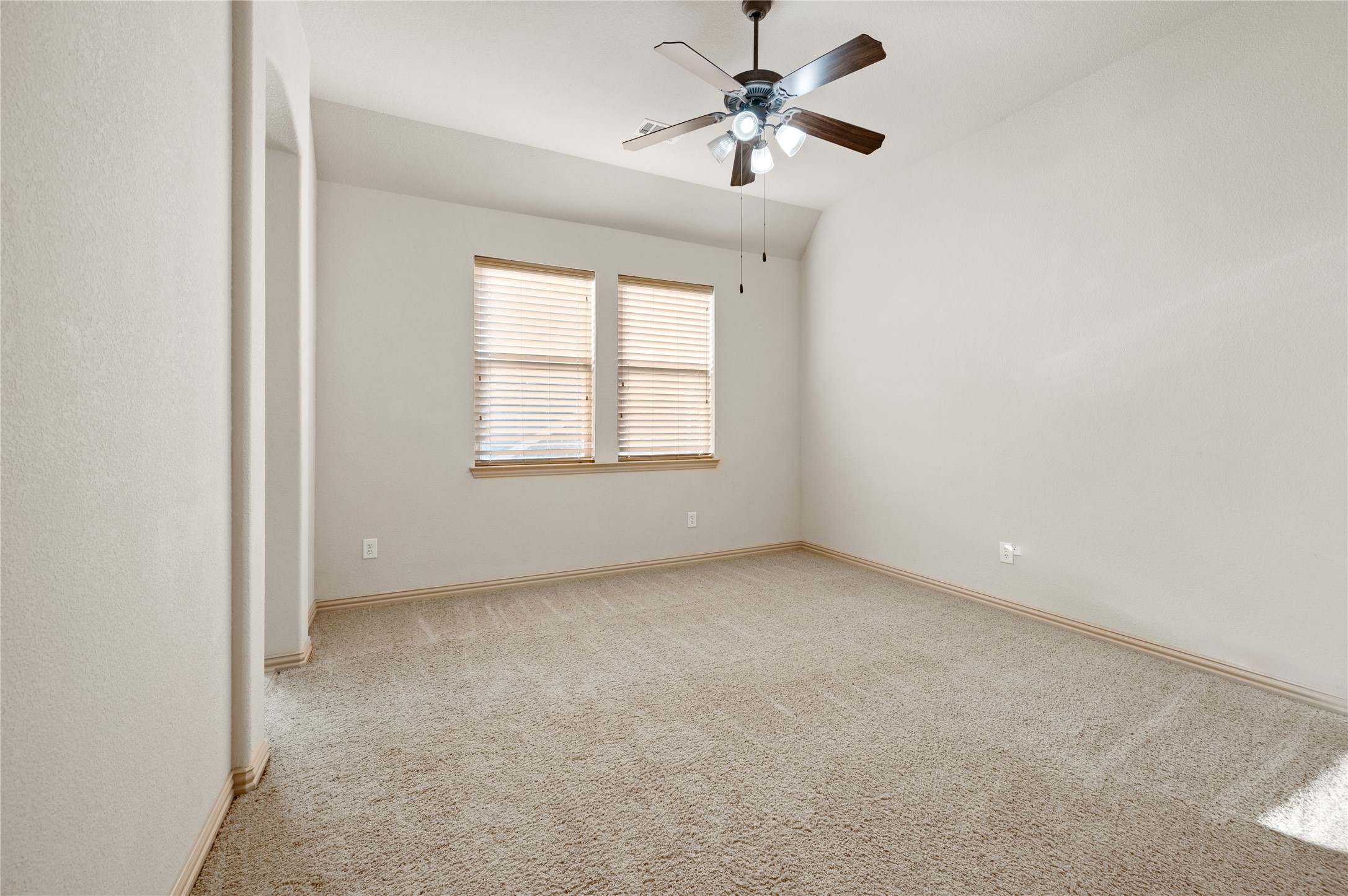 1010 Lost Valley Drive, Euless, TX, 76039