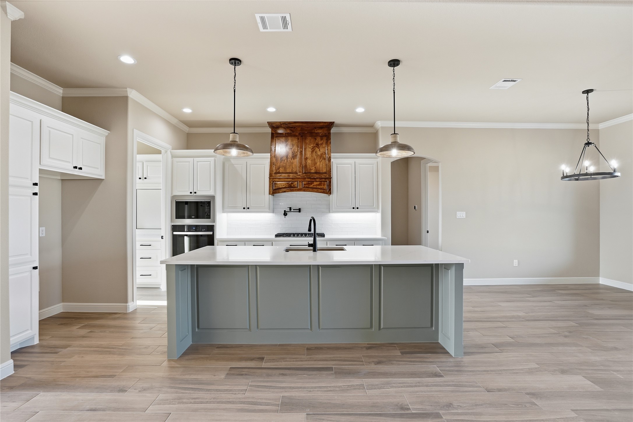 1101 Tremont Lane, Granbury, TX, 76049