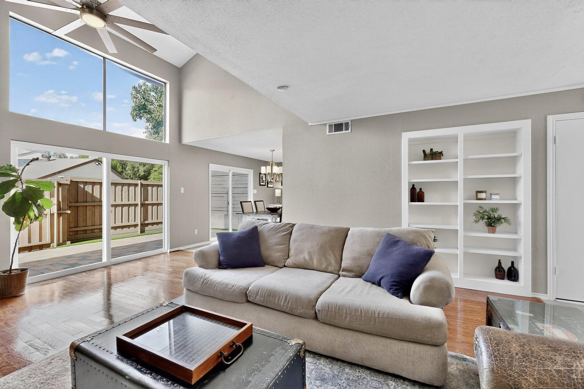6437 Cedar Hollow Drive, Dallas, TX, 75248