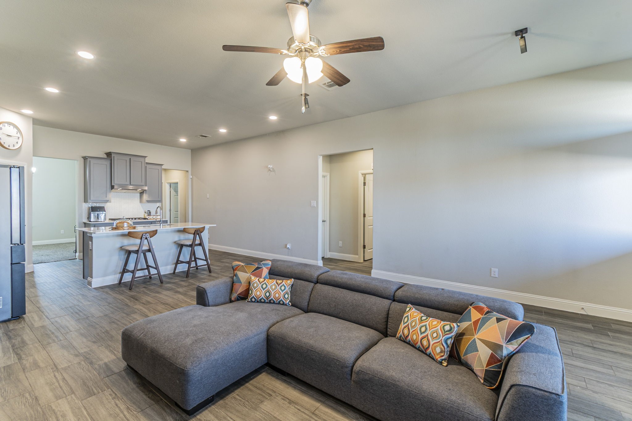 Property photo 04 of 10638 Cherry Tree Way Grand, Prairie, TX 76065 | MLS #21180206