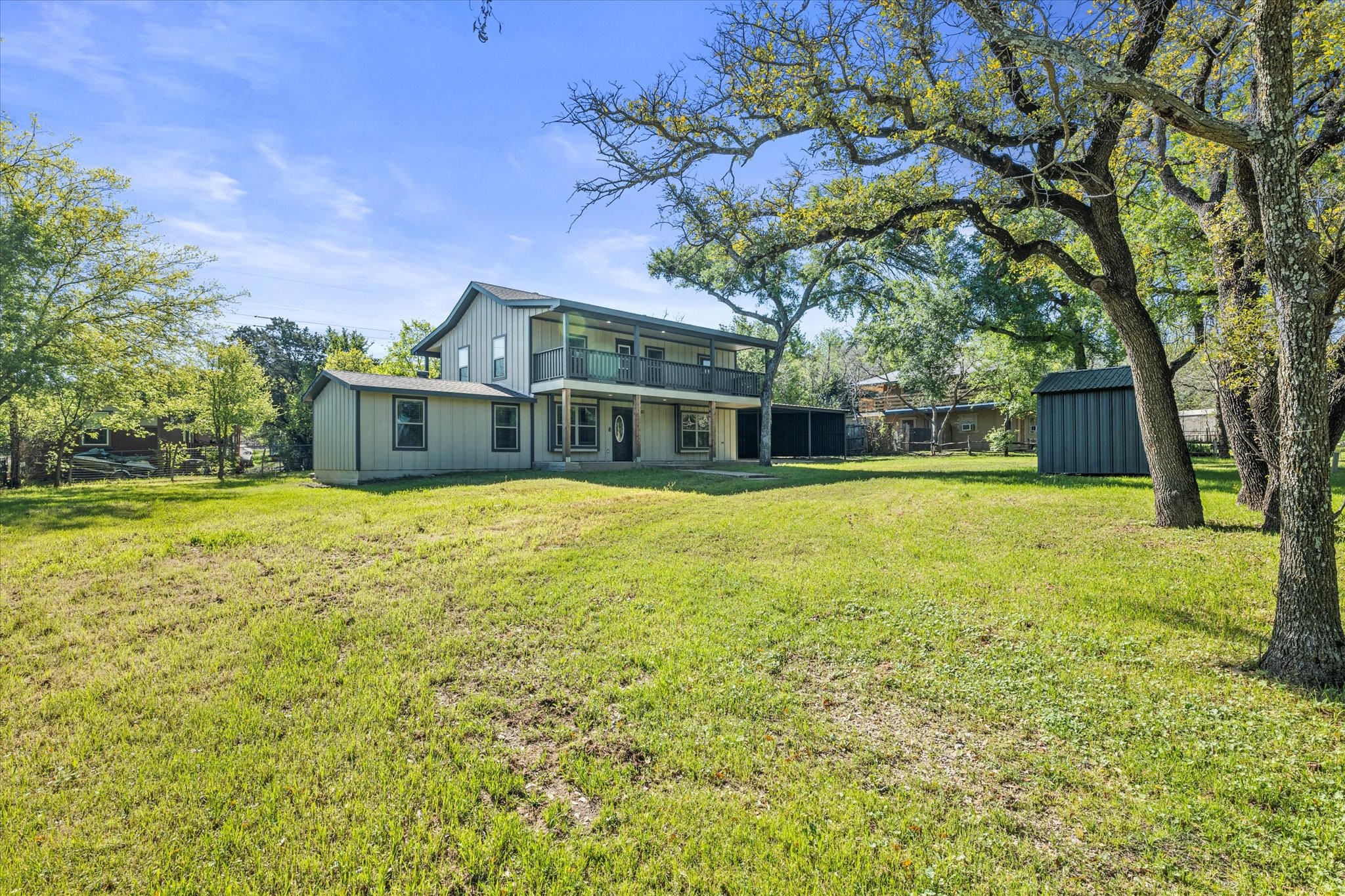 Property photo 03 of 4321 Green Oak Drive, Granbury, TX 76048 | MLS #21180325