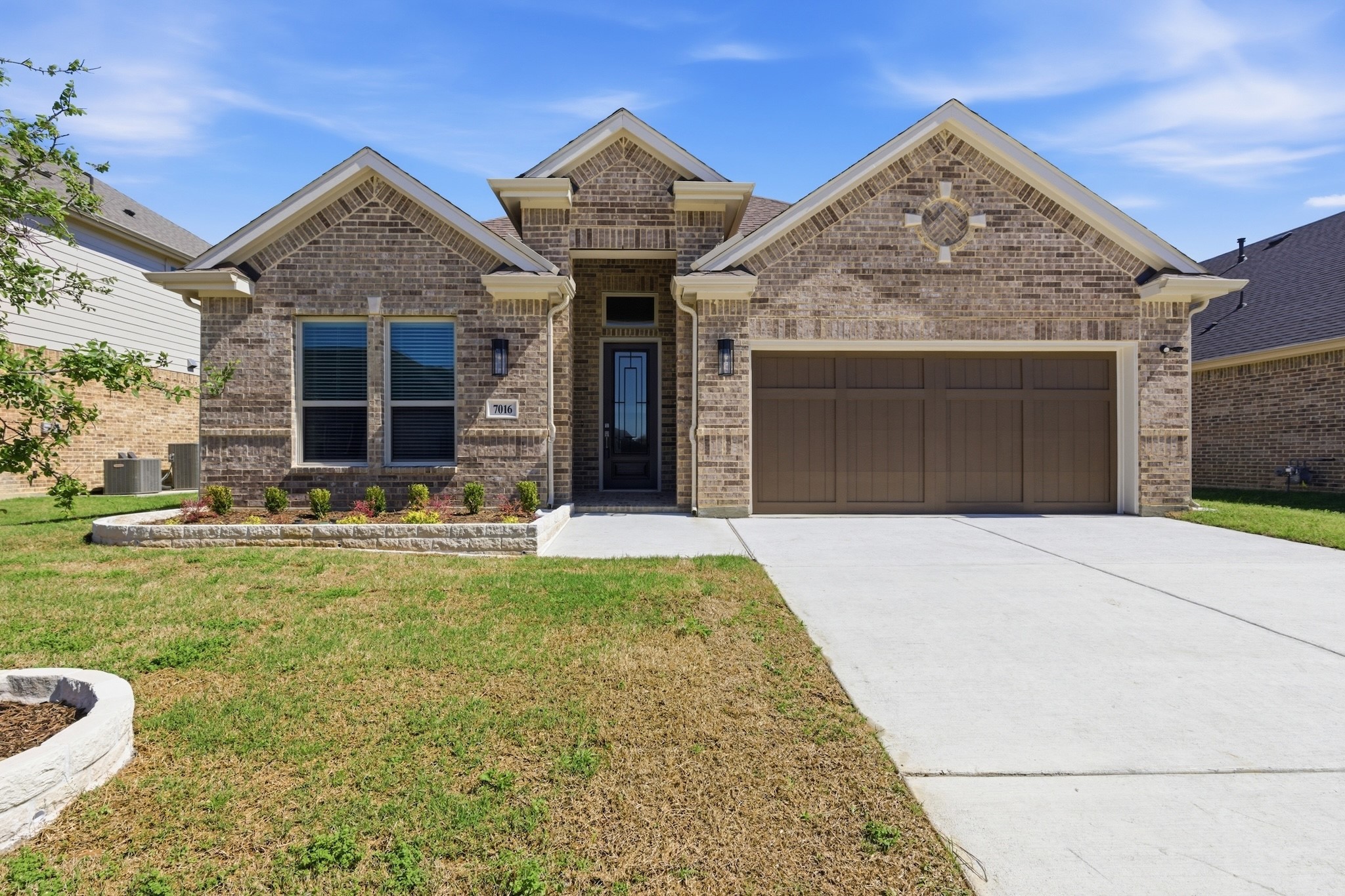 Property photo 02 of 7016 Capanna Trail Grand, Prairie, TX 75054 | MLS #21180387
