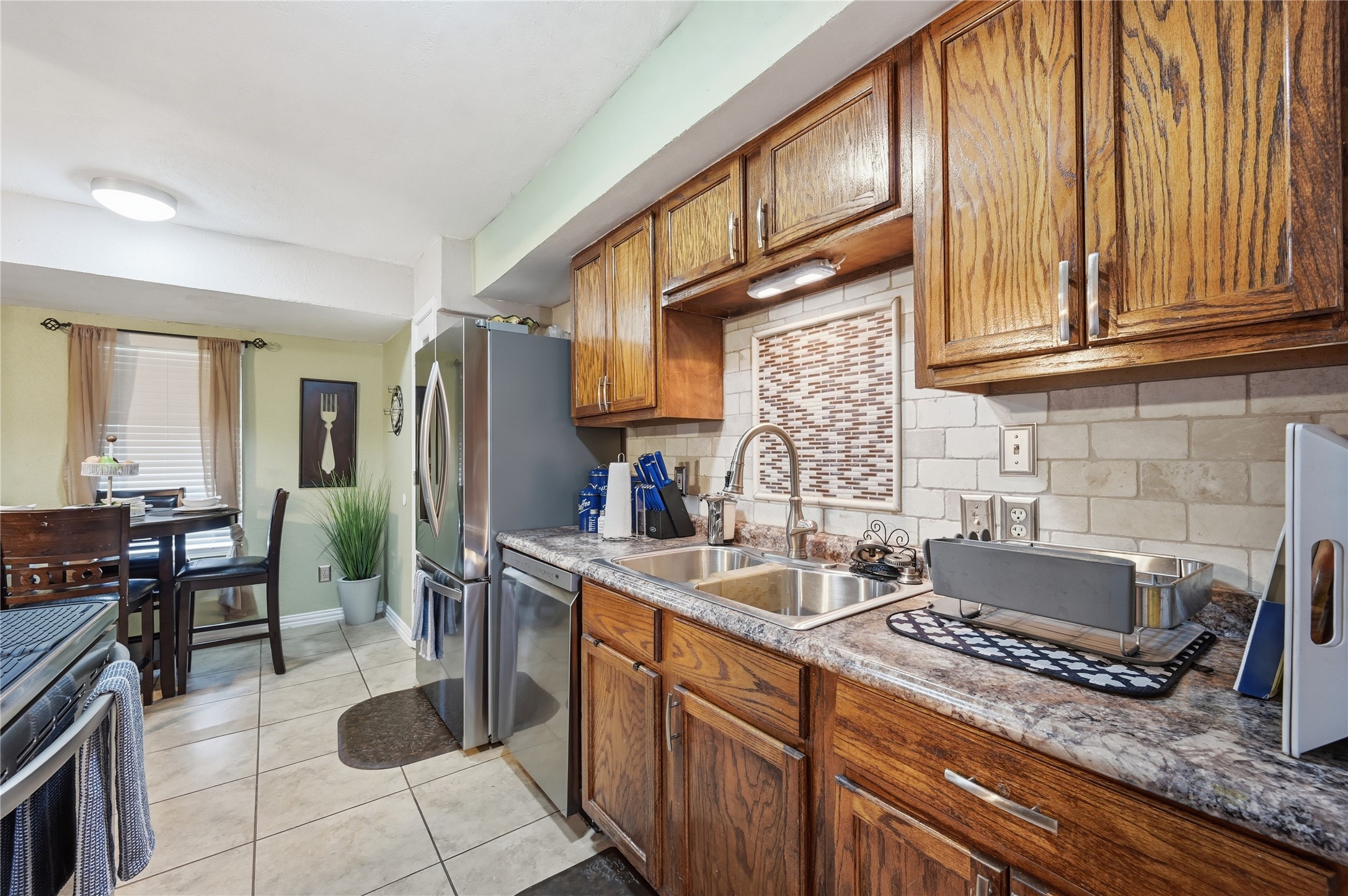 6805 Wagonet Road, Forest Hill, TX, 76140
