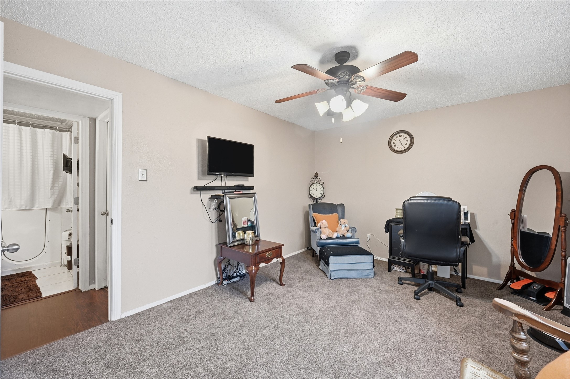 6805 Wagonet Road, Forest Hill, TX, 76140