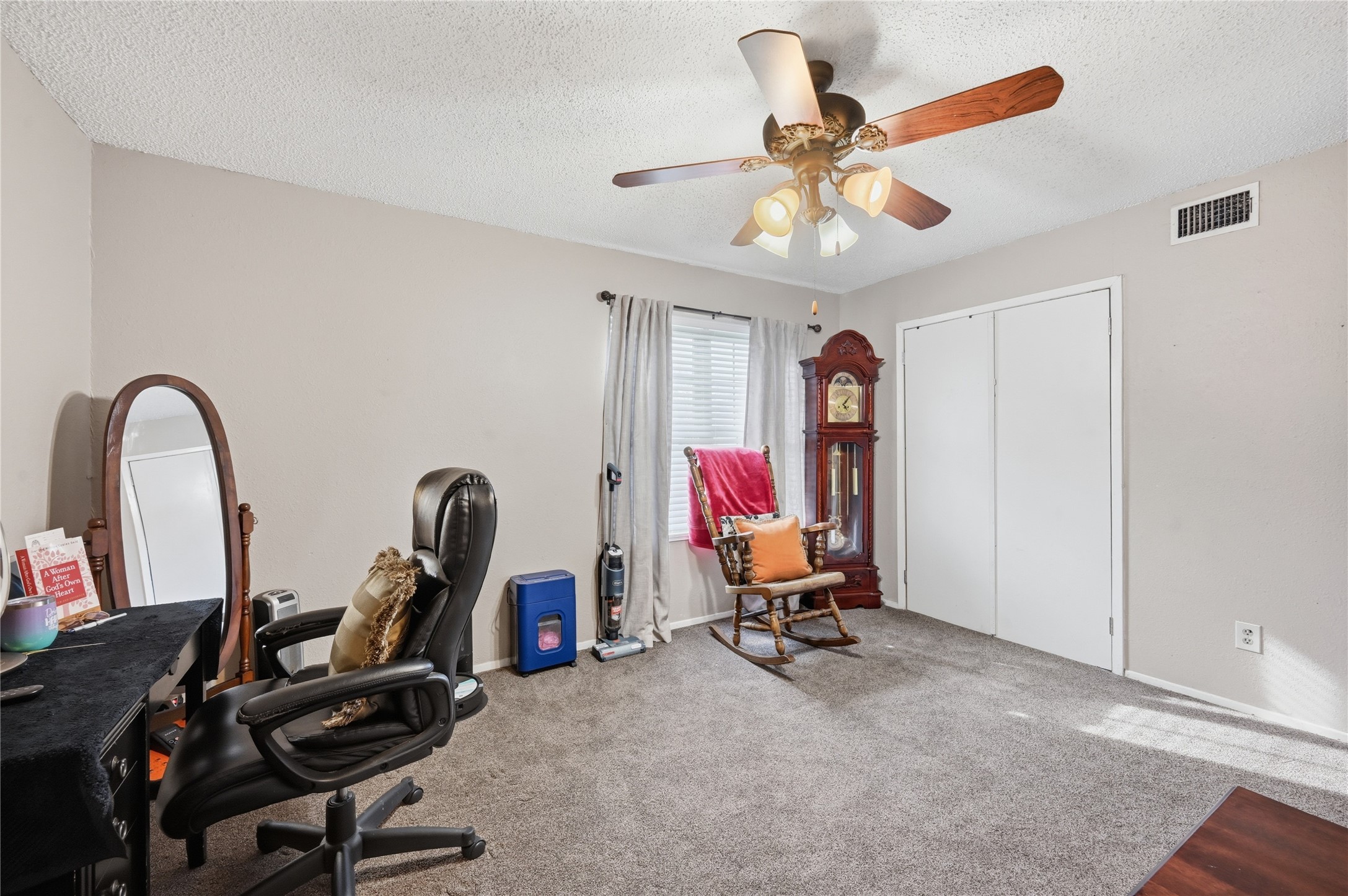 6805 Wagonet Road, Forest Hill, TX, 76140