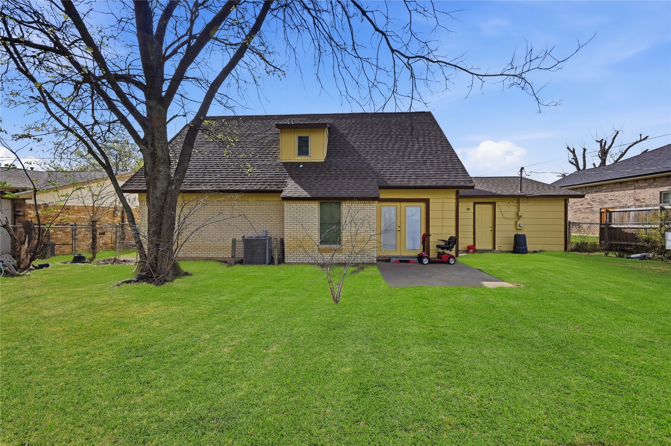 6805 Wagonet Road, Forest Hill, TX, 76140