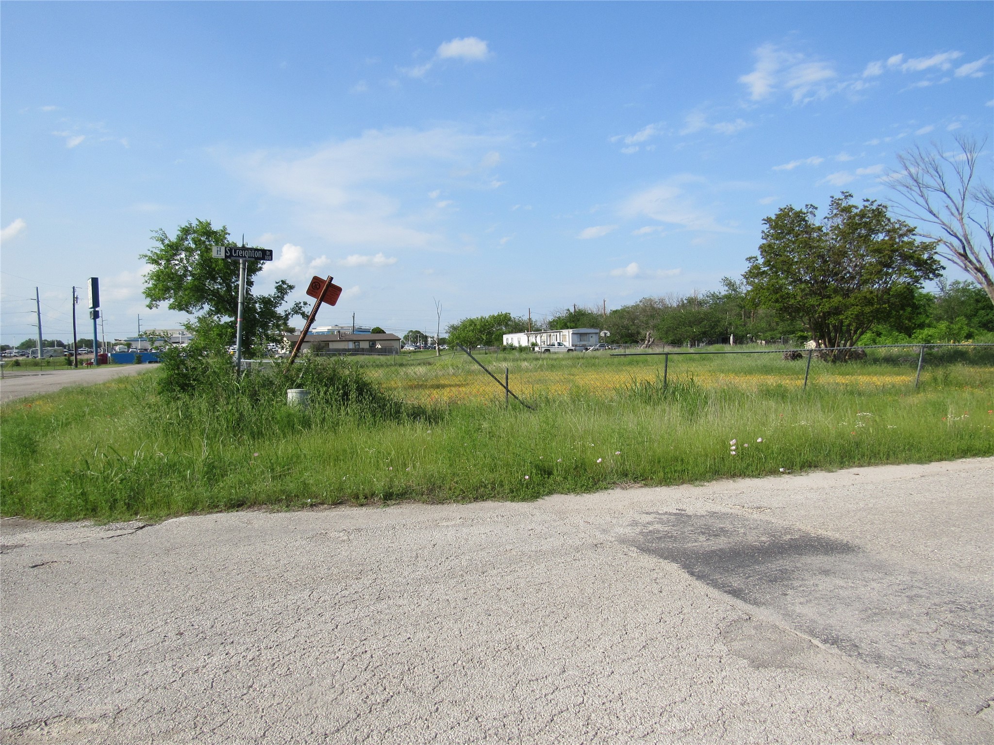 207 Newell Drive, Hudson Oaks, TX, 76087